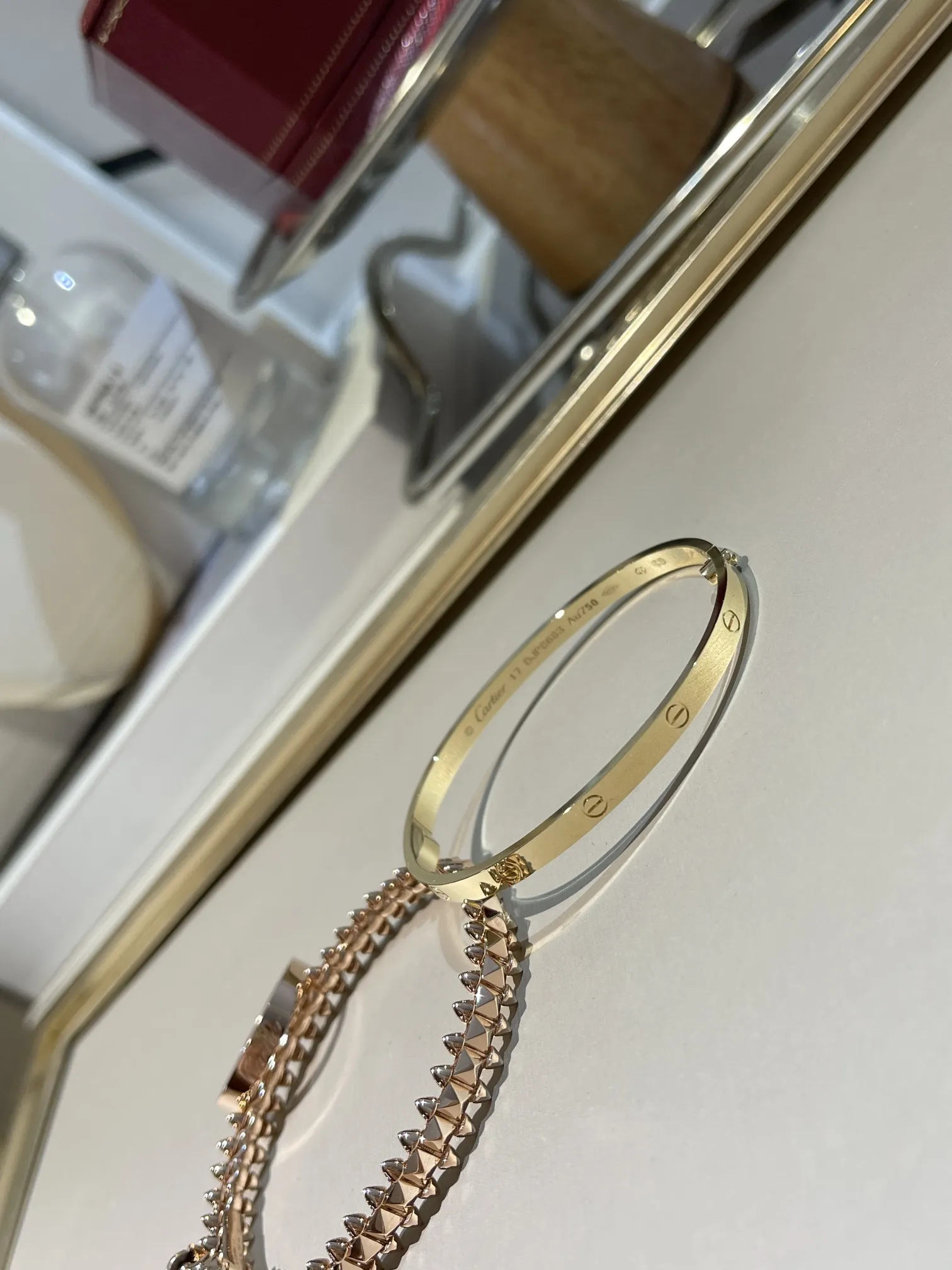 BVLGARI Женский браслет желтое золото BVLGARI Женский браслет желтое золото