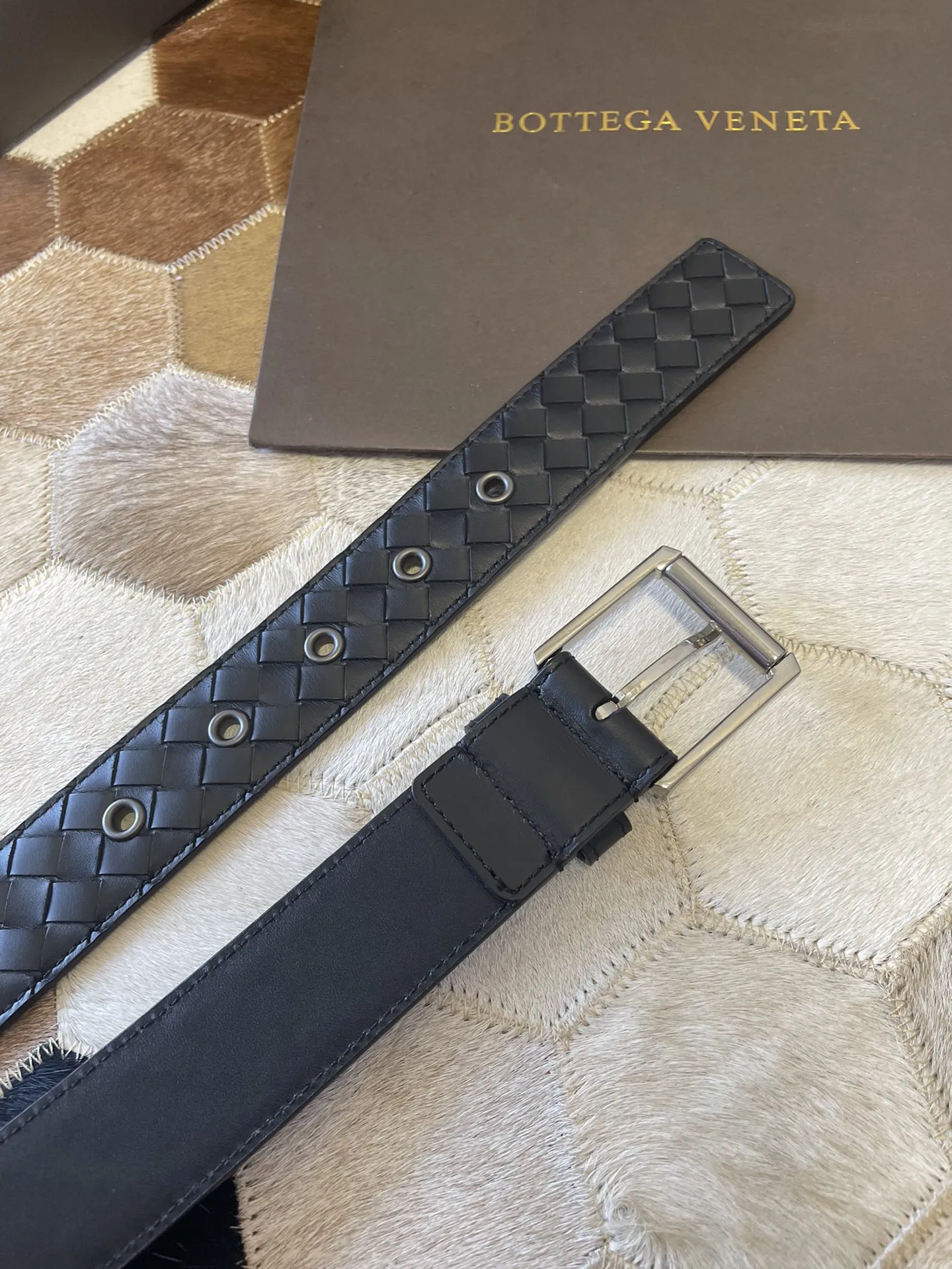 BOTTEGA VENETA Мужской ремень из натуральной кожи BOTTEGA VENETA Мужской ремень из натуральной кожи