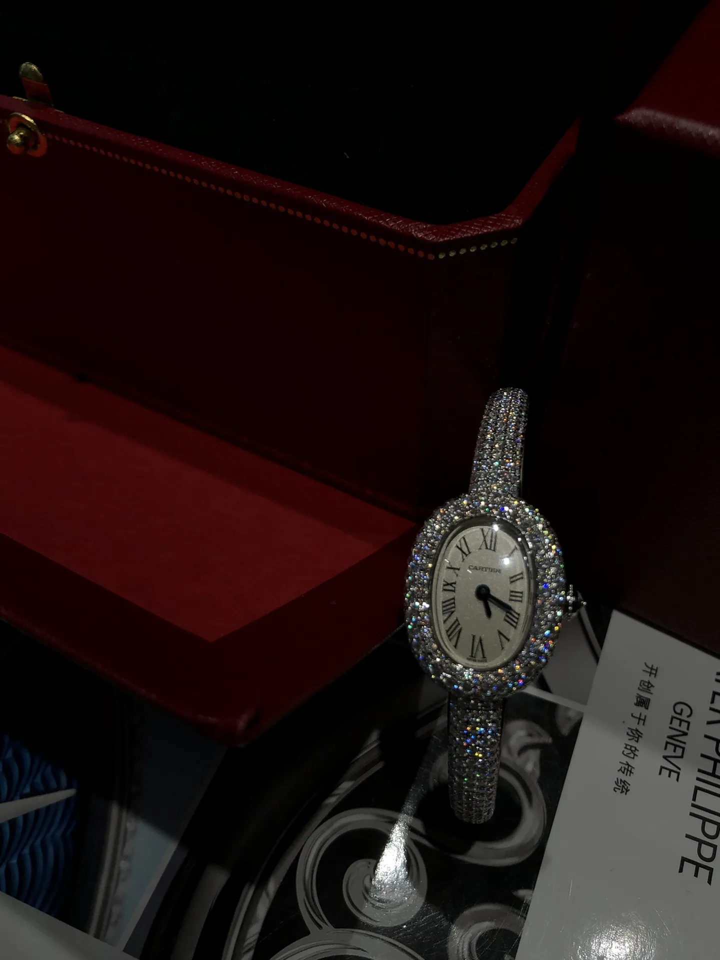 CARTIER Женские часы Baignoire бриллианты CARTIER Женские часы Baignoire бриллианты