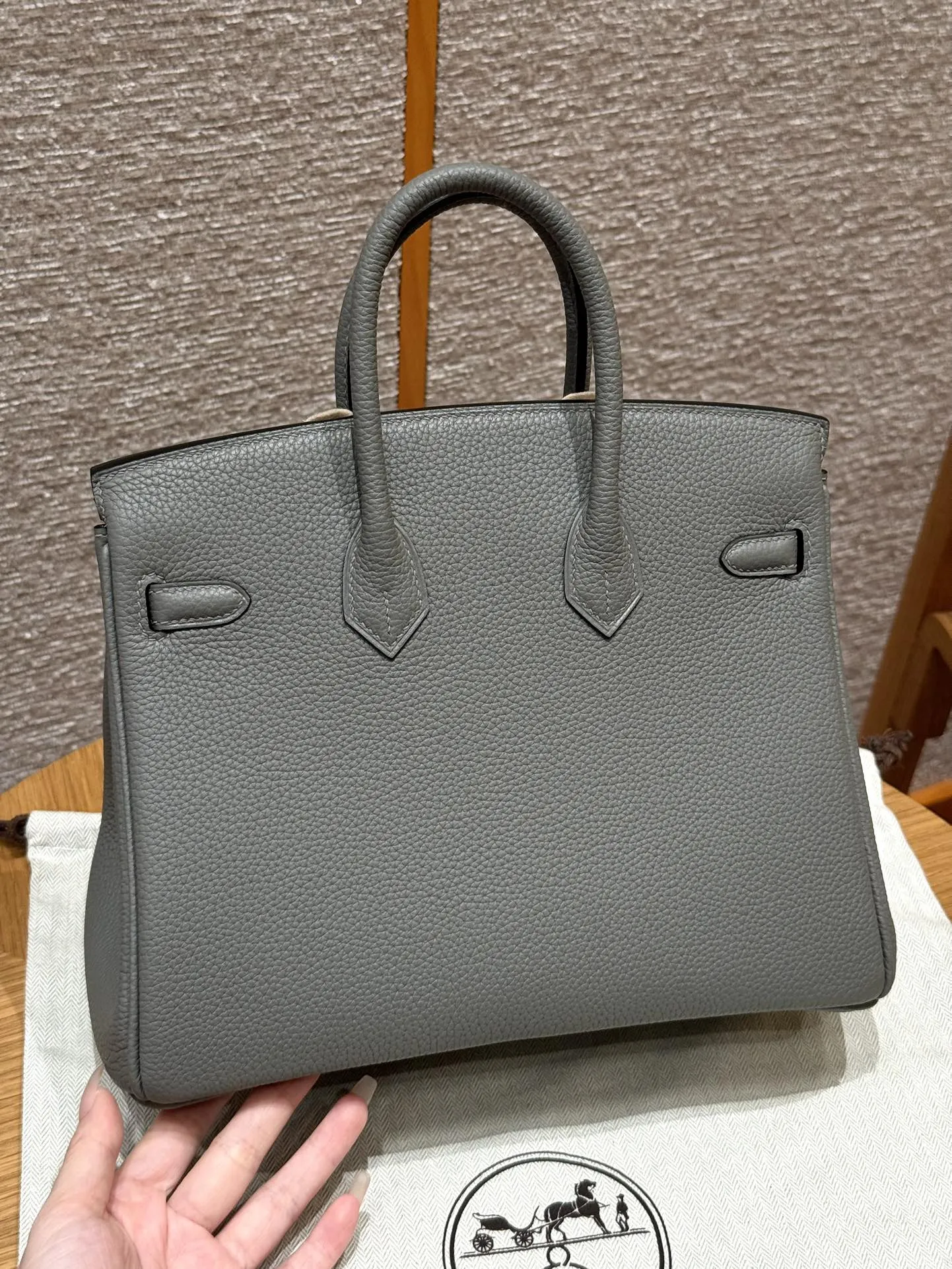 HERMES Женская сумка Birkin 25 см 0L/Gris Meyer Togo HERMES Женская сумка Birkin 25 см 0L/Gris Meyer Togo