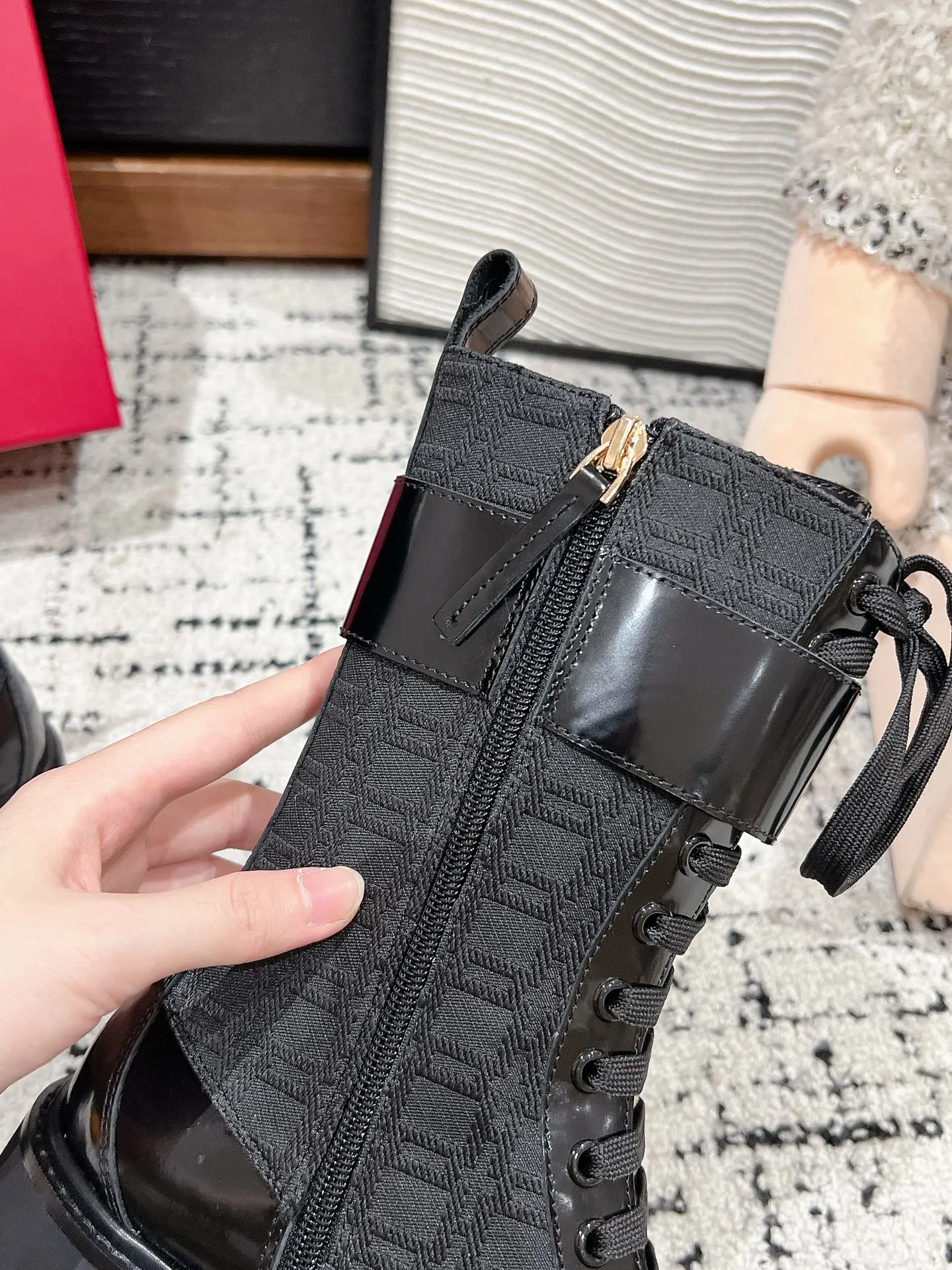 ROGER VIVIER Женские ботинки челси ROGER VIVIER Женские ботинки челси