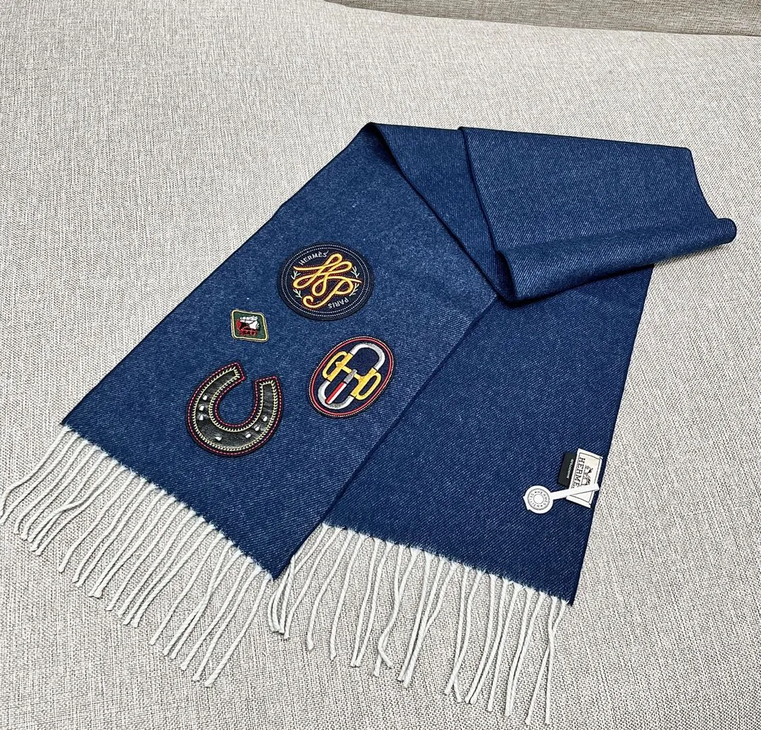 HERMES Женский шарф из кашемира HERMES Женский шарф из кашемира