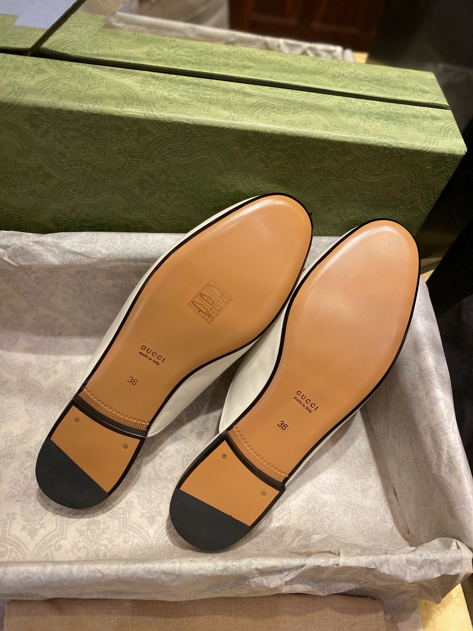 GUCCI Женские мюли GUCCI Женские мюли