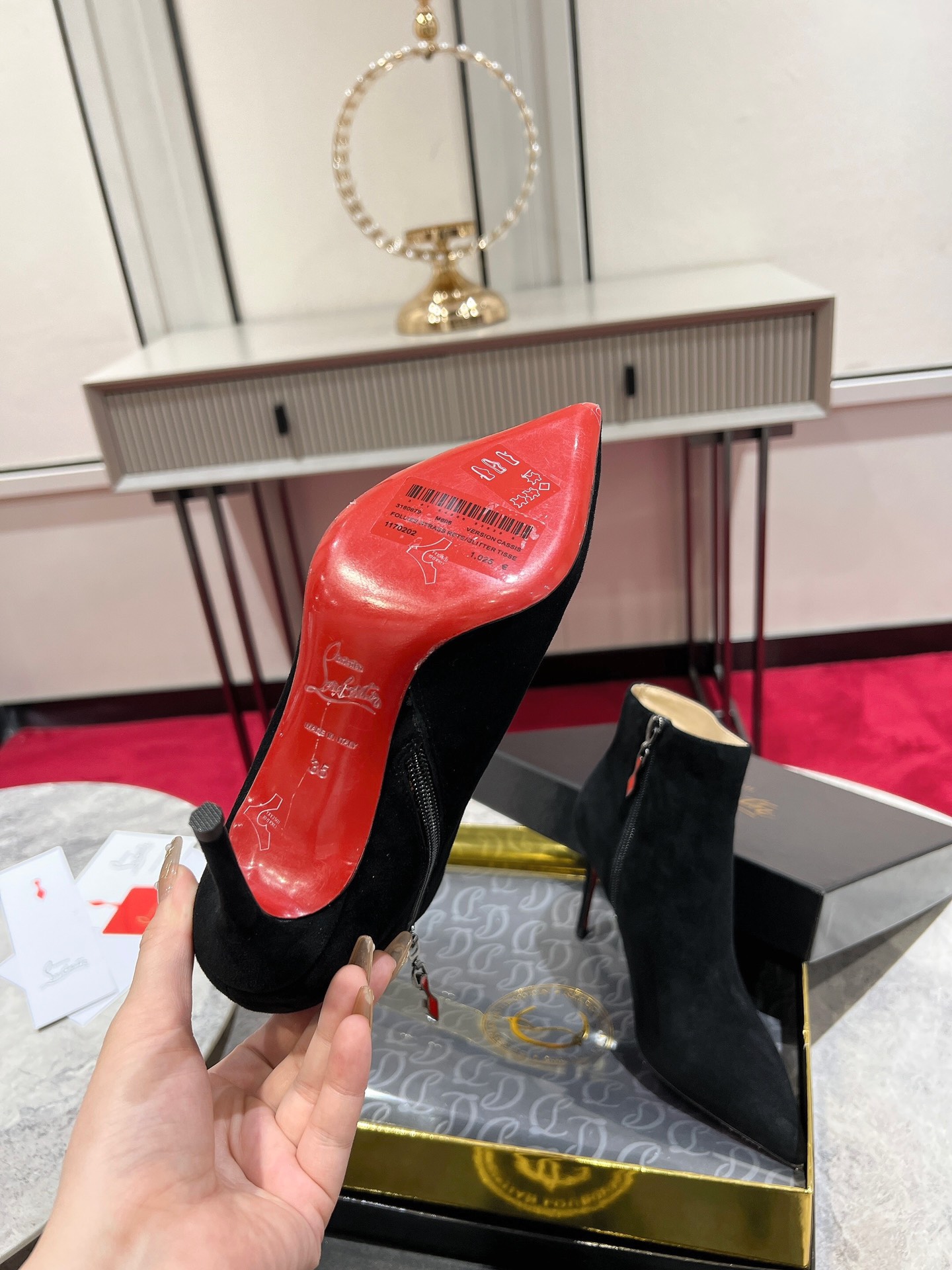 CHRISTIAN LOUBOUTIN Женские ботильоны CHRISTIAN LOUBOUTIN Женские ботильоны