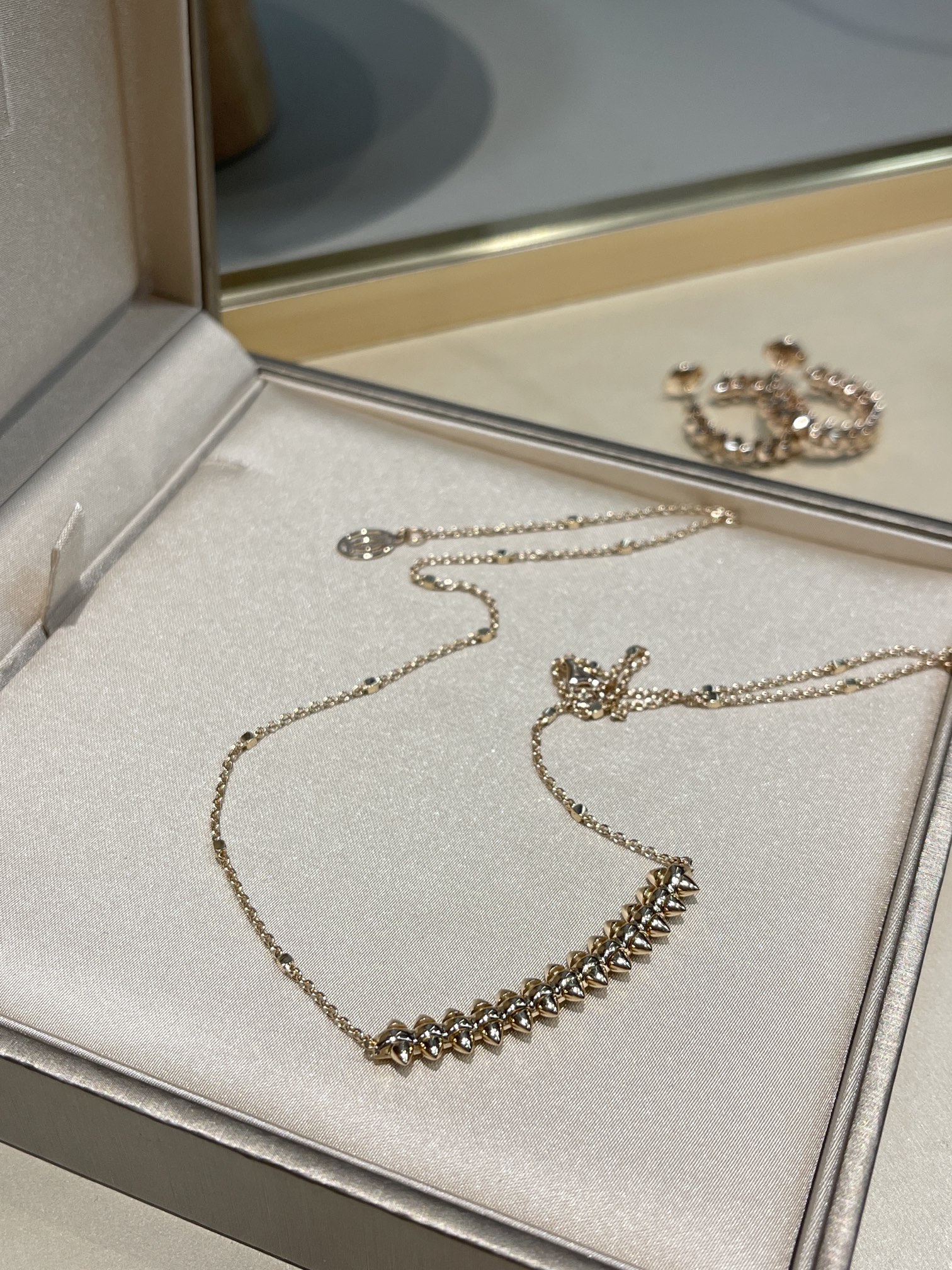 CARTIER Колье Clash из розового золота CARTIER Колье Clash из розового золота