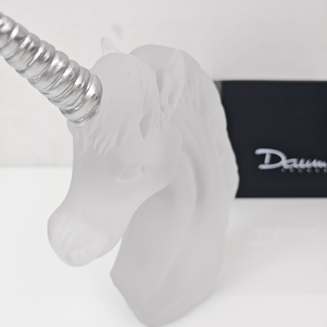 DAUM Хрустальный орнамент единорог DAUM Хрустальный орнамент единорог