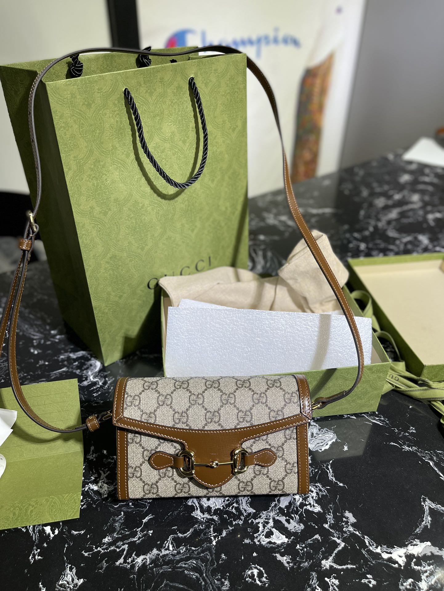 GUCCI Женская мини сумка GUCCI Женская мини сумка