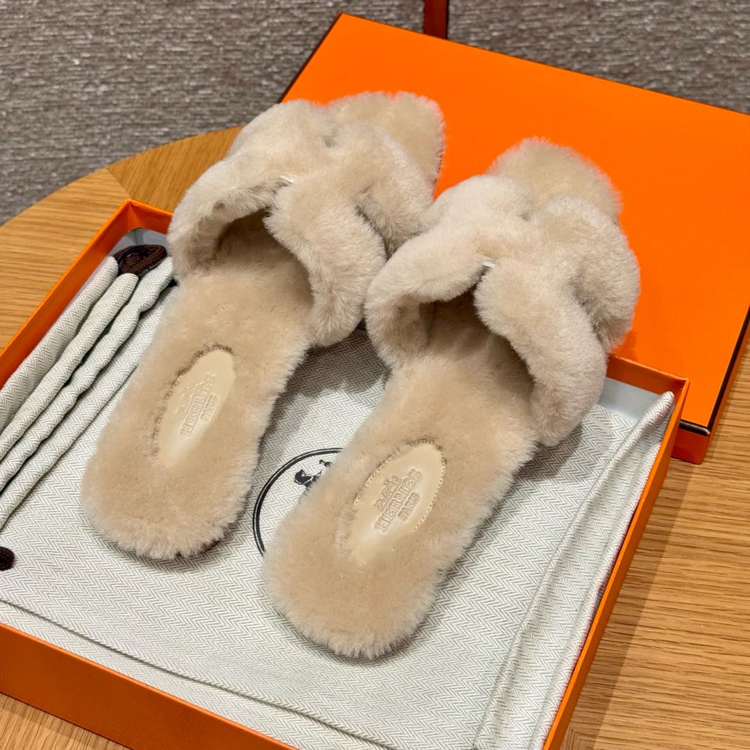 HERMES Женские сандалии Oran из шерсти HERMES Женские сандалии Oran из шерсти