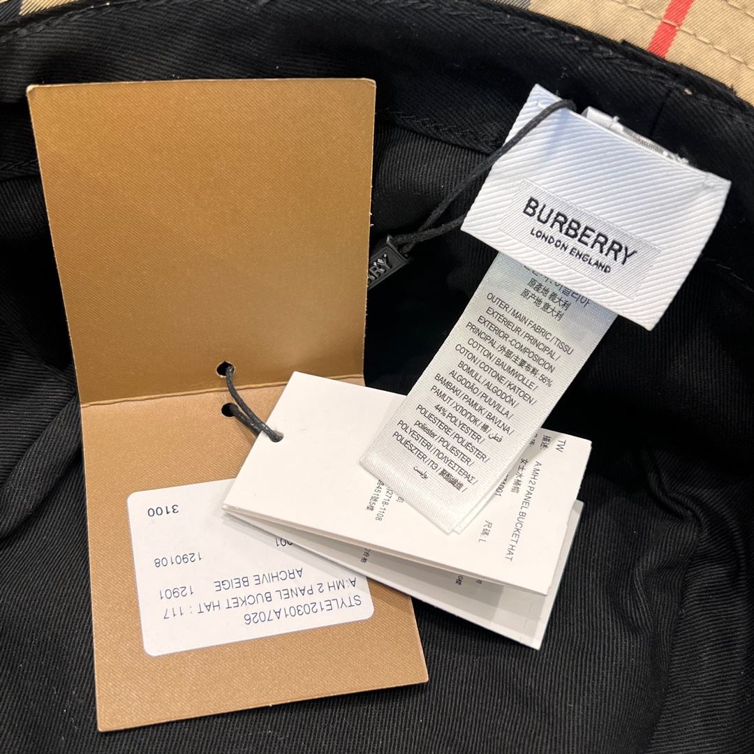 BURBERRY Панама с клетчатым узором BURBERRY Панама с клетчатым узором