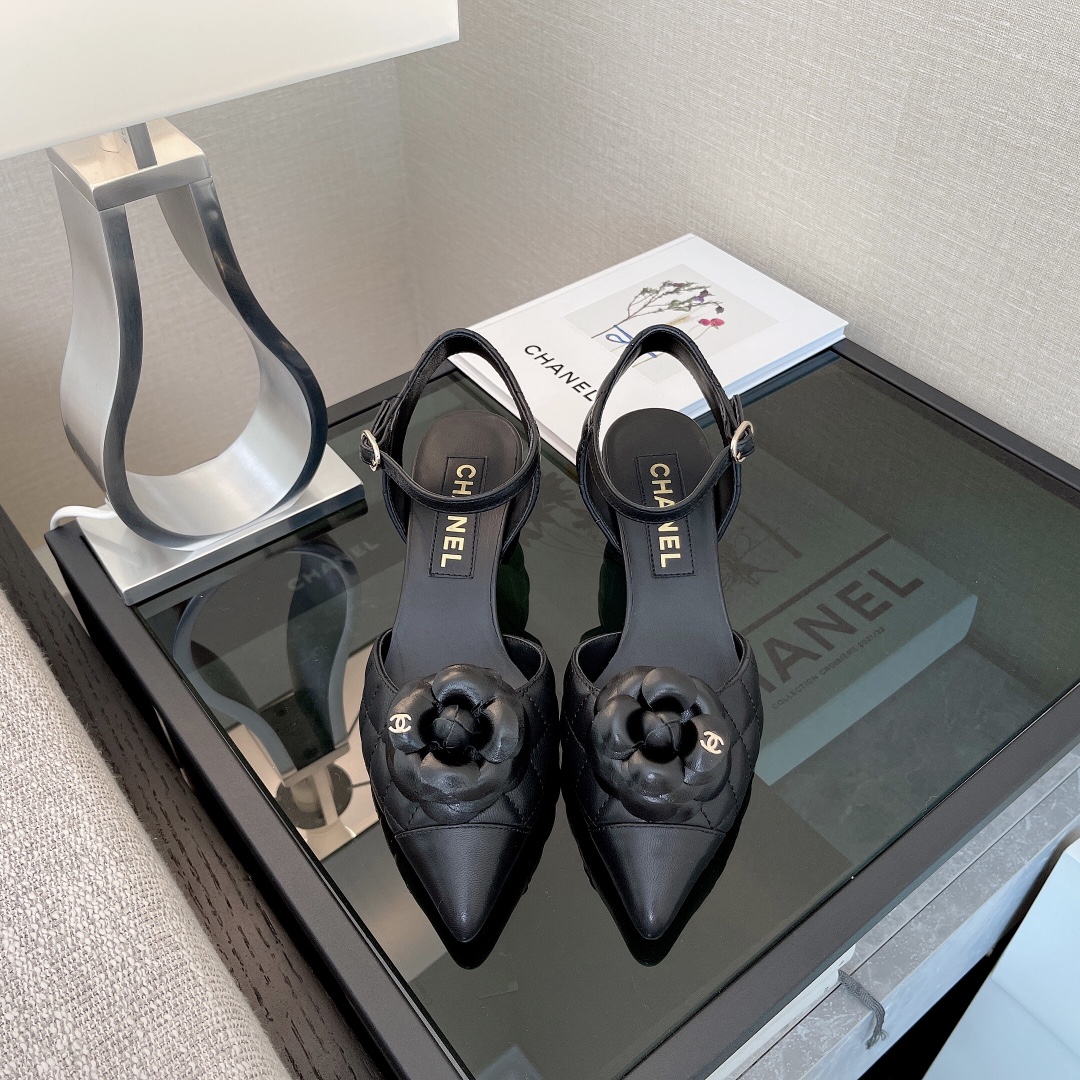 CHANEL Женские туфли из кожи ягненка CHANEL Женские туфли из кожи ягненка