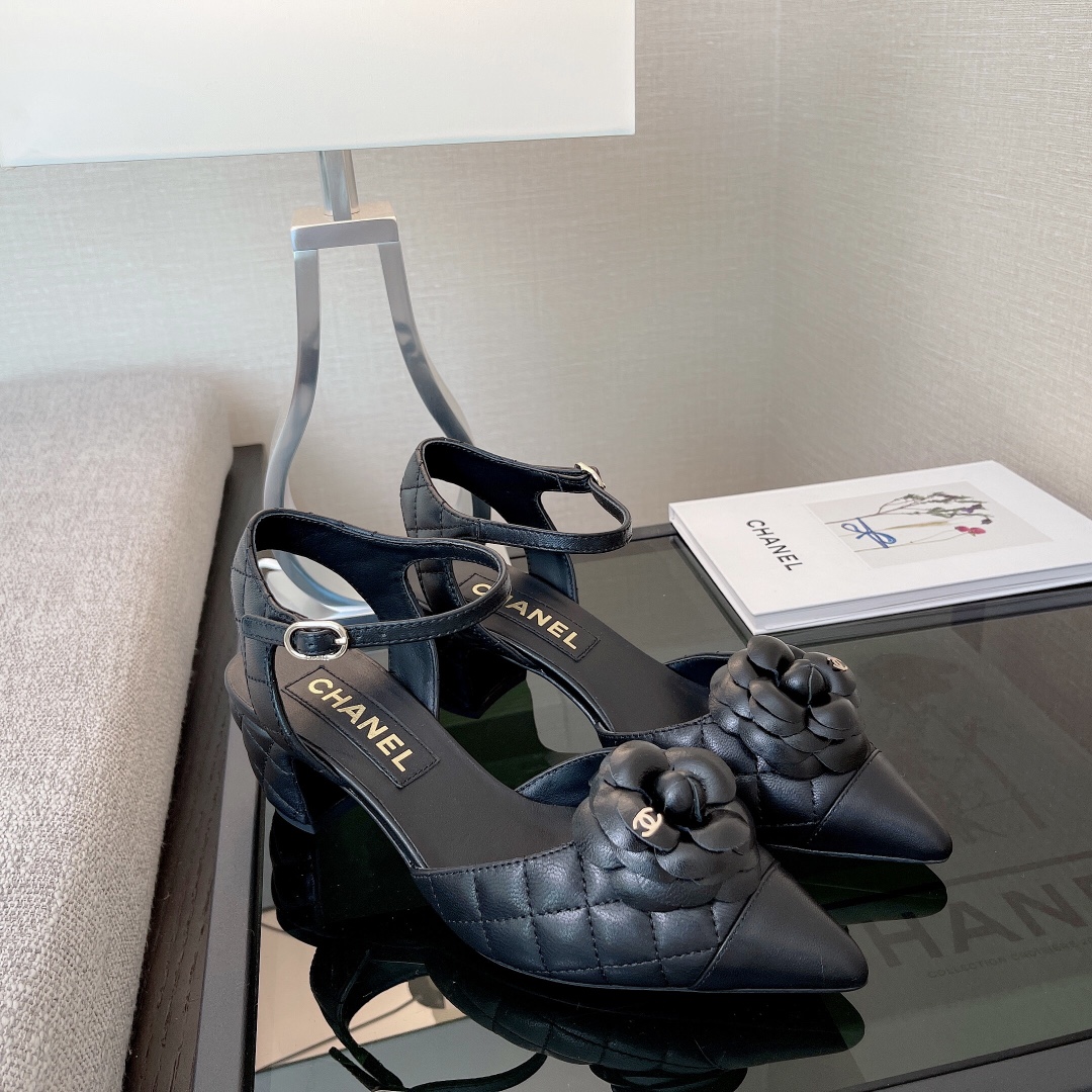 CHANEL Женские туфли из кожи ягненка CHANEL Женские туфли из кожи ягненка
