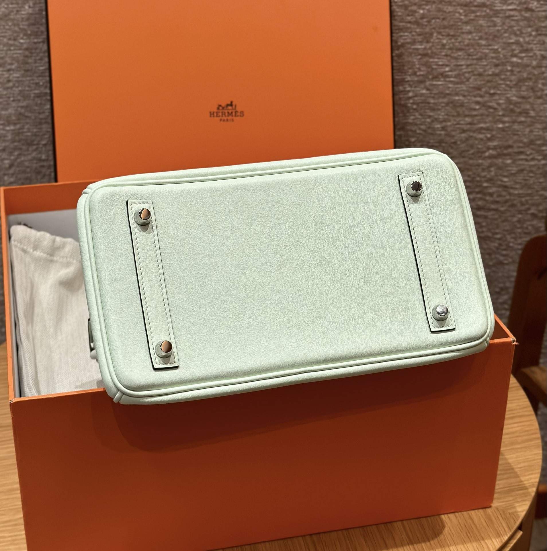 HERMES Женская сумка Birkin 25 см 0S Swift HERMES Женская сумка Birkin 25 см 0S Swift