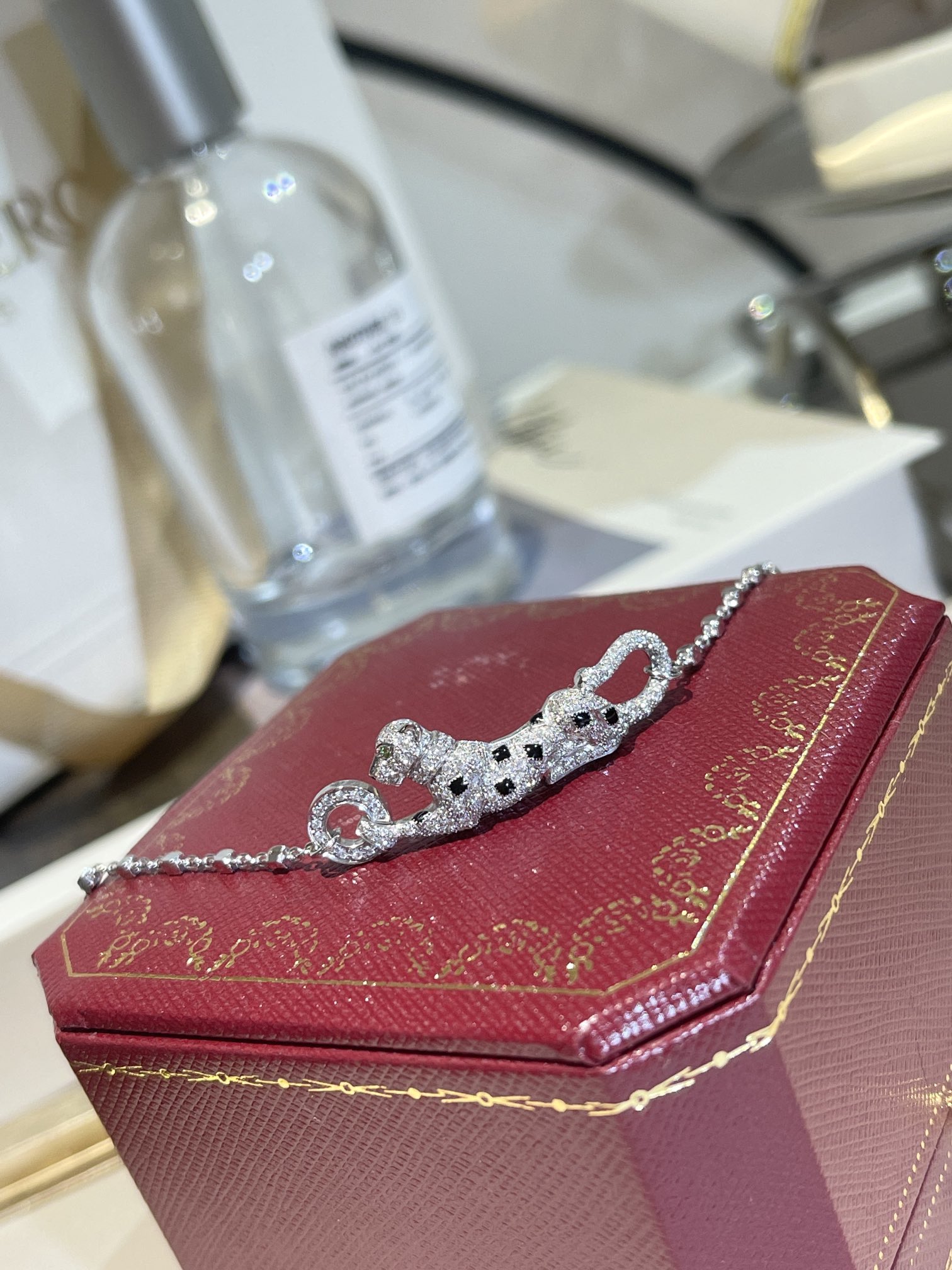 CARTIER Колье Panthère de Cartier белое золото CARTIER Колье Panthère de Cartier белое золото