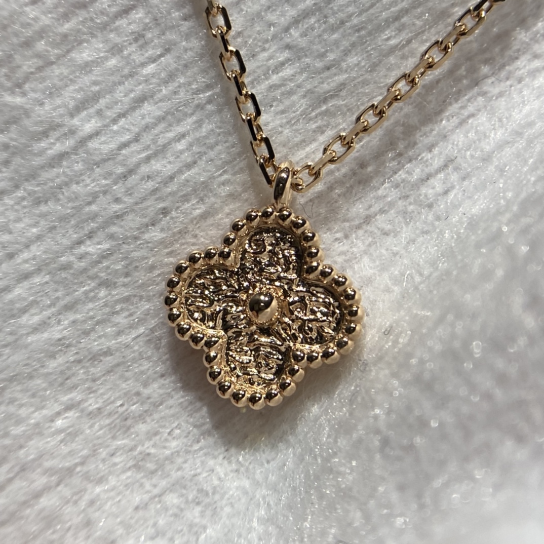 Van Cleef & Arpels Колье Sweet Alhambra розовое золото Van Cleef & Arpels Колье Sweet Alhambra розовое золото