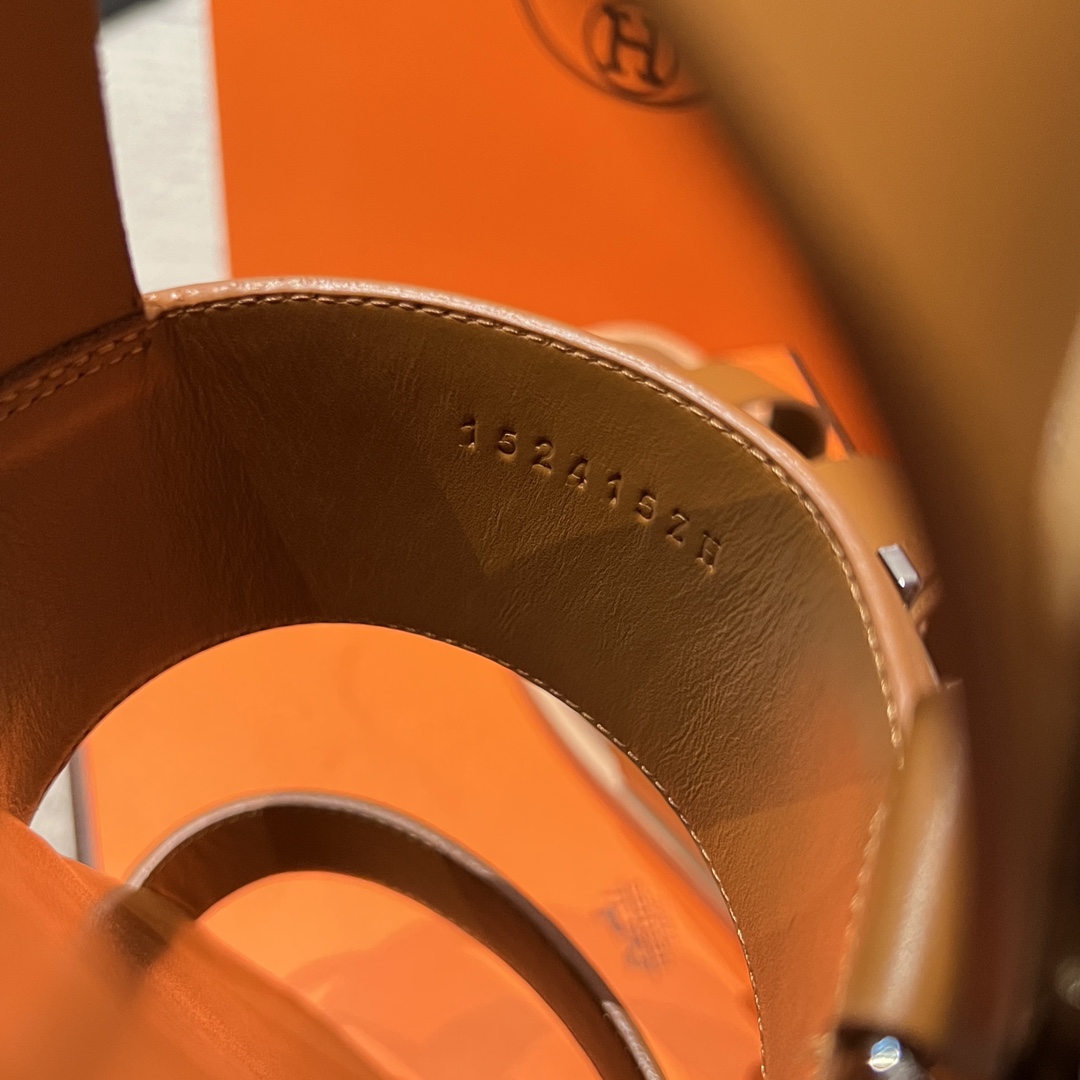 HERMES Мужские тапки Henrio HERMES Мужские тапки Henrio