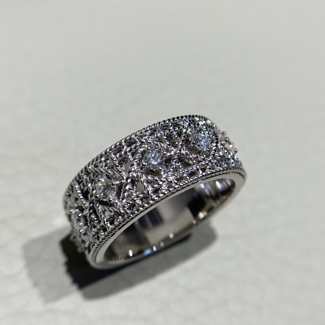 CHRISTIAN DIOR Кольцо My Dior белое золото, бриллиант CHRISTIAN DIOR Кольцо My Dior белое золото, бриллиант