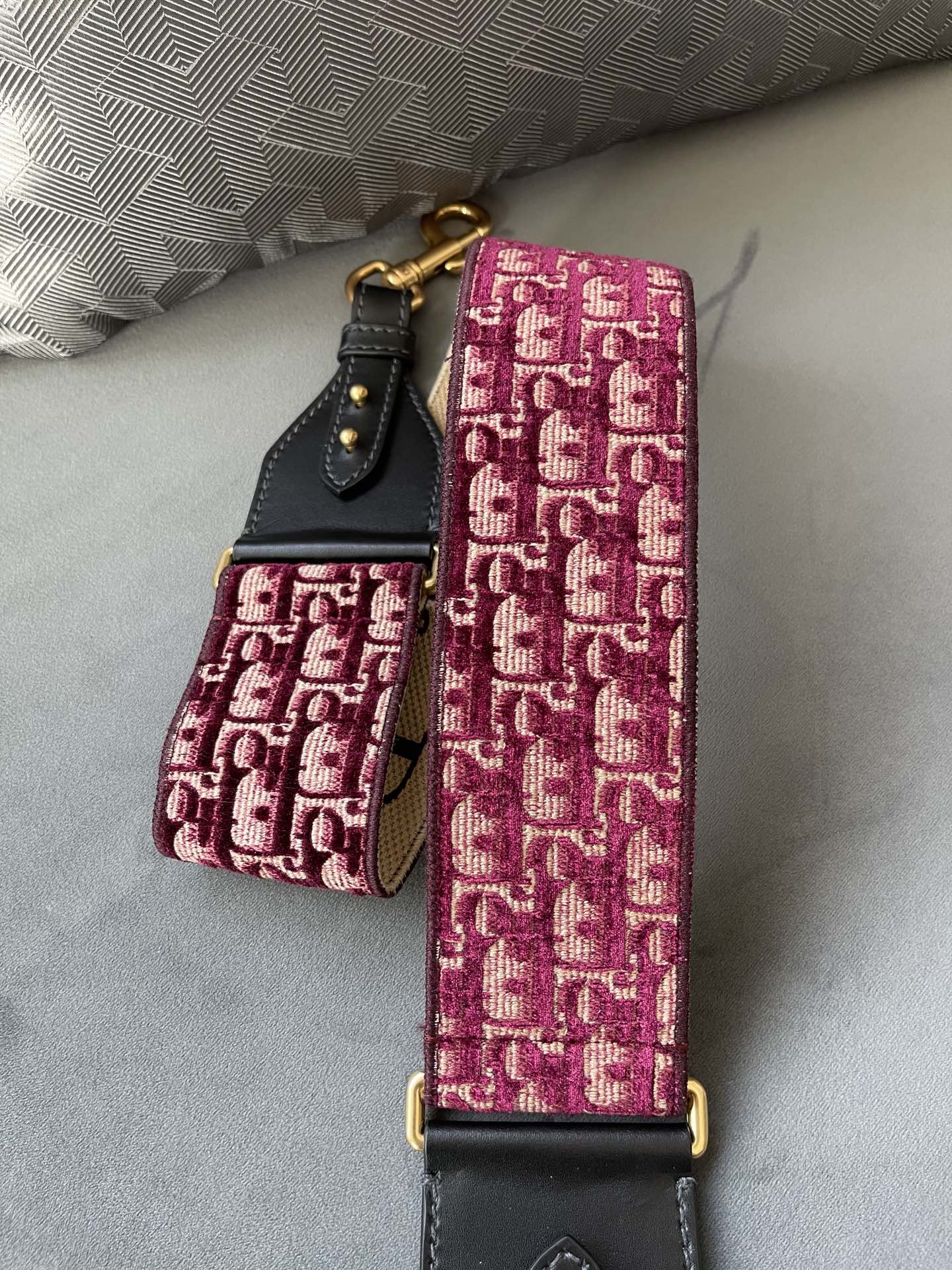 CHRISTIAN DIOR Женский ремень для сумки CHRISTIAN DIOR Женский ремень для сумки