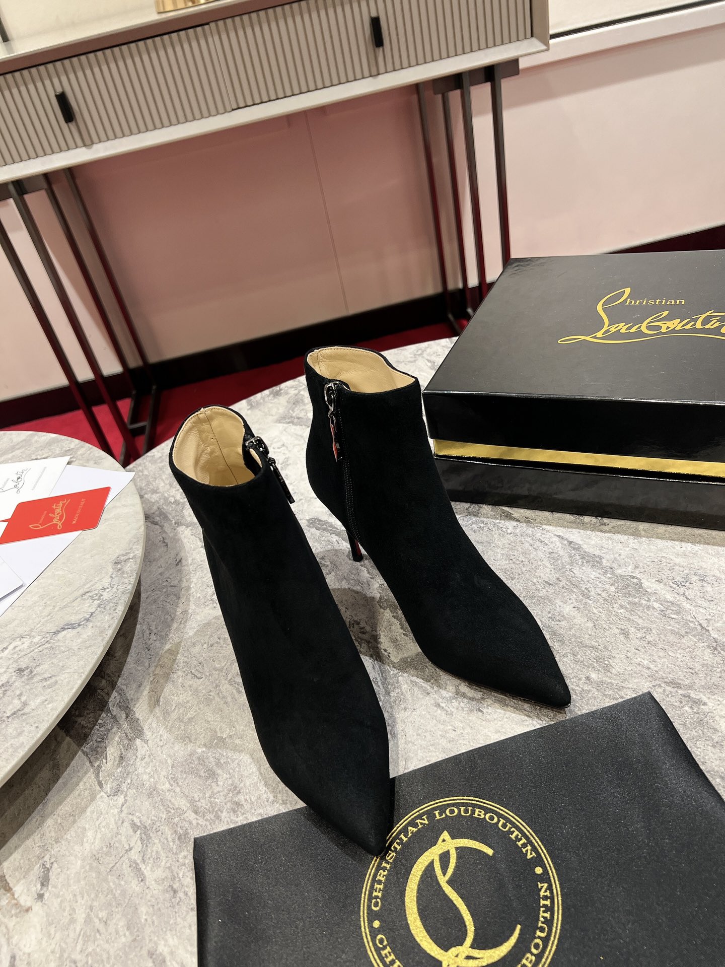CHRISTIAN LOUBOUTIN Женские ботильоны CHRISTIAN LOUBOUTIN Женские ботильоны