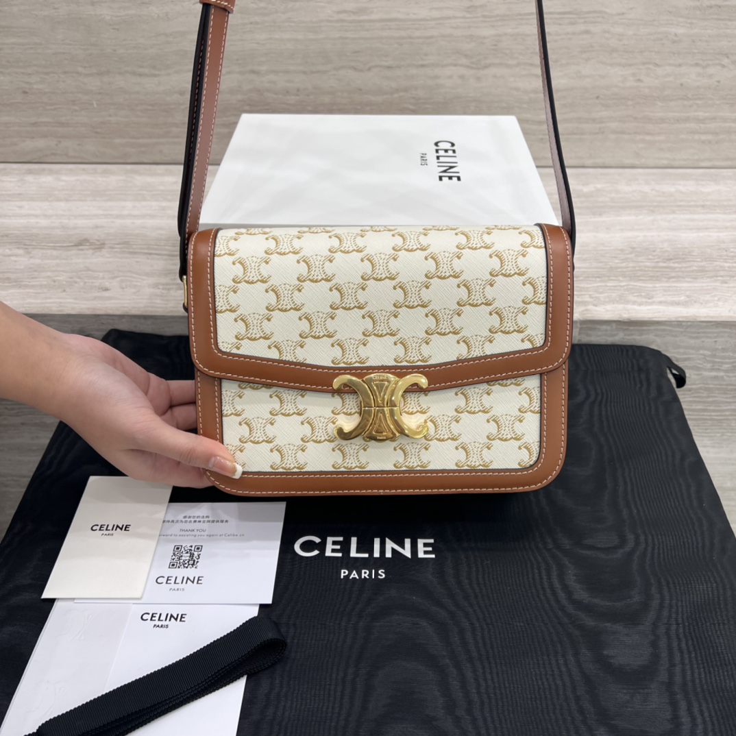 CELINE Женская сумка CLASSIQUE TRIOMPHE CELINE Женская сумка CLASSIQUE TRIOMPHE