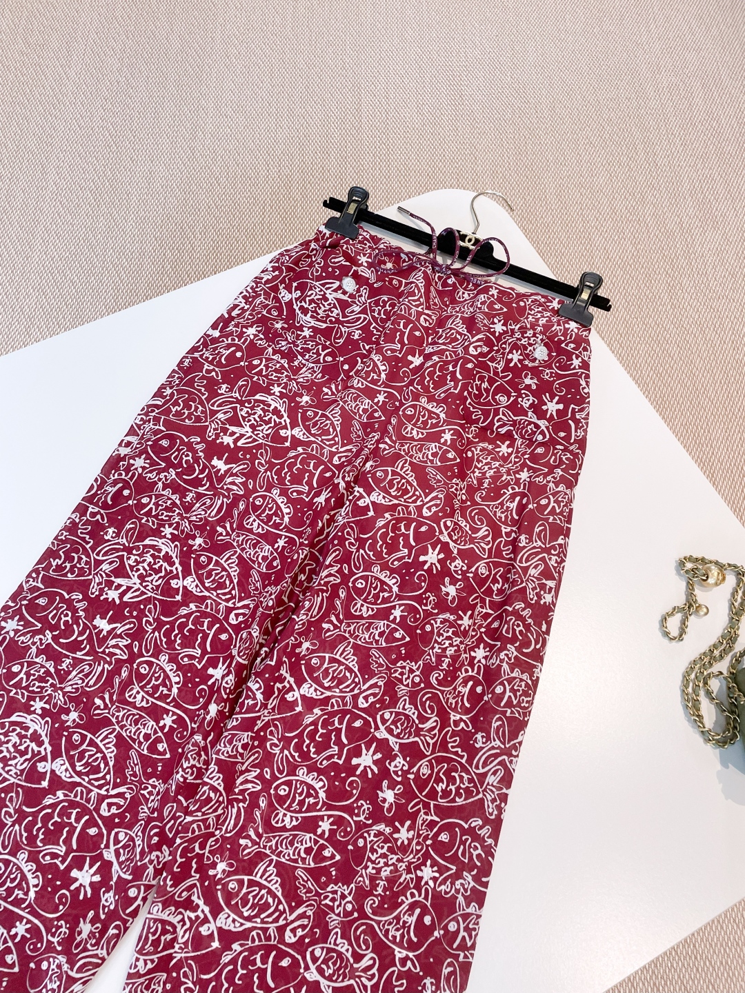 CHANEL Женские брюки из шелка CHANEL Женские брюки из шелка