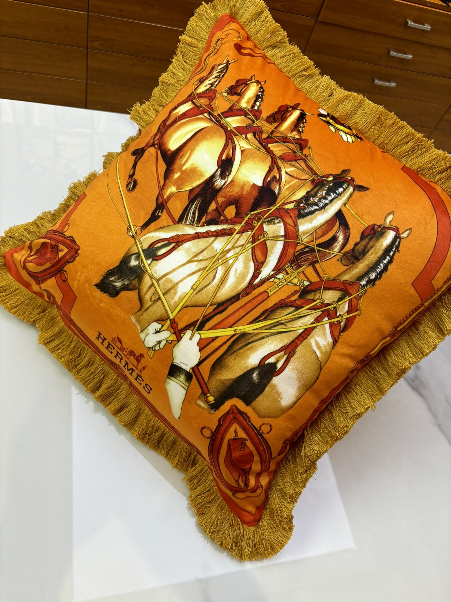 HERMES Подушка из бархата HERMES Подушка из бархата