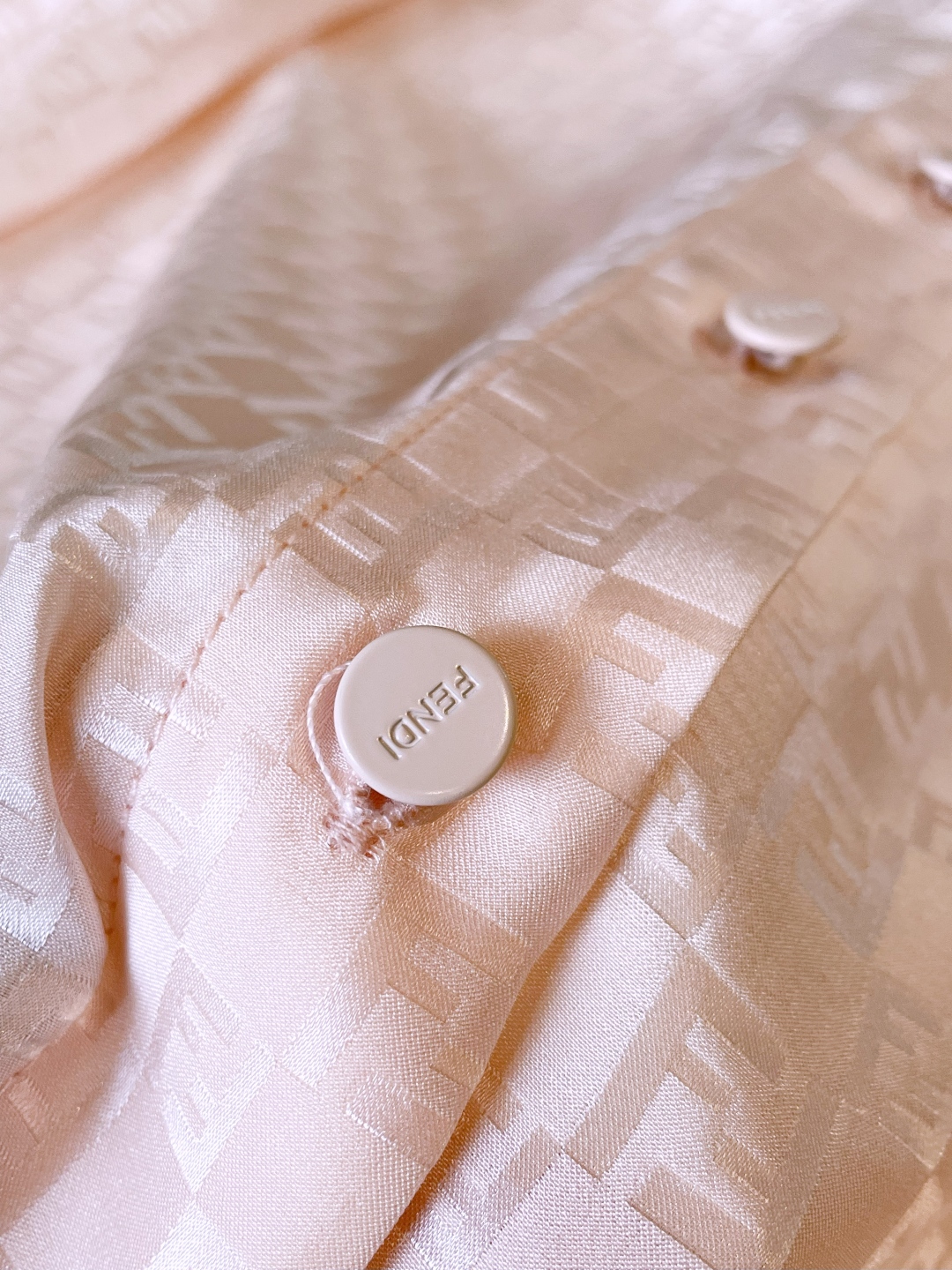 FENDI Женская рубашка из шелка FENDI Женская рубашка из шелка