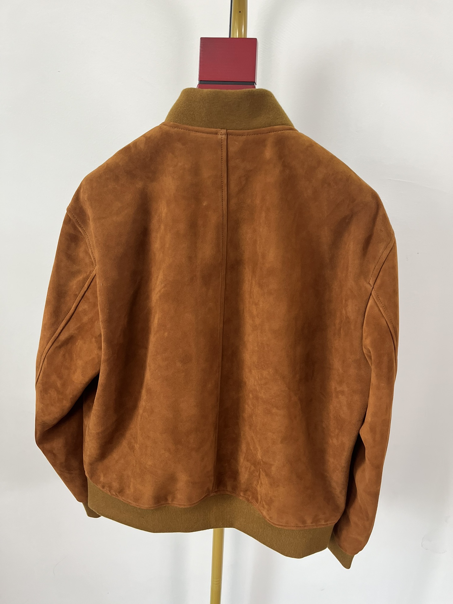 LOUIS VUITTON Мужская кожаная куртка LOUIS VUITTON Мужская кожаная куртка