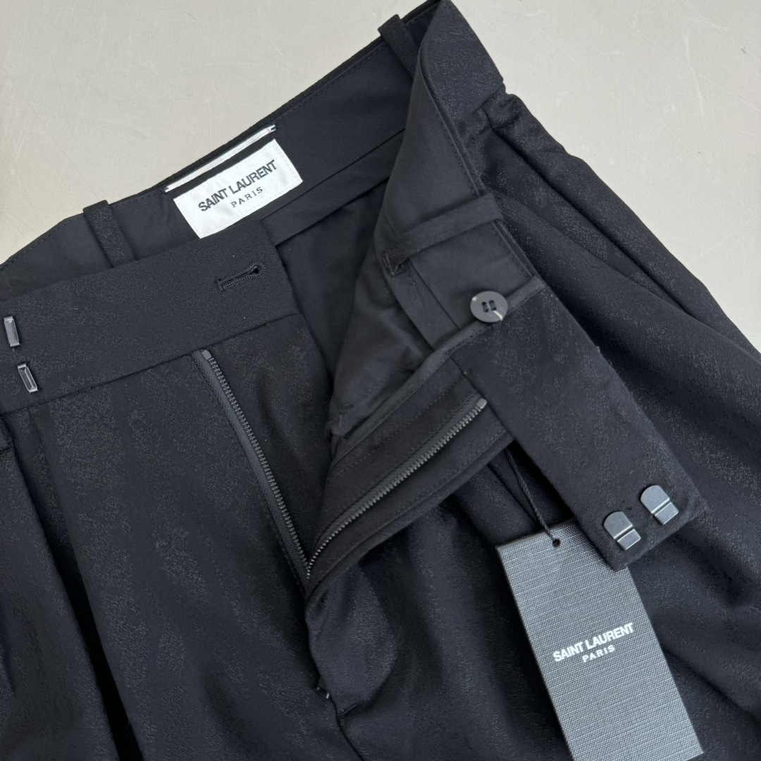SAINT LAURENT Мужские брюки SAINT LAURENT Мужские брюки