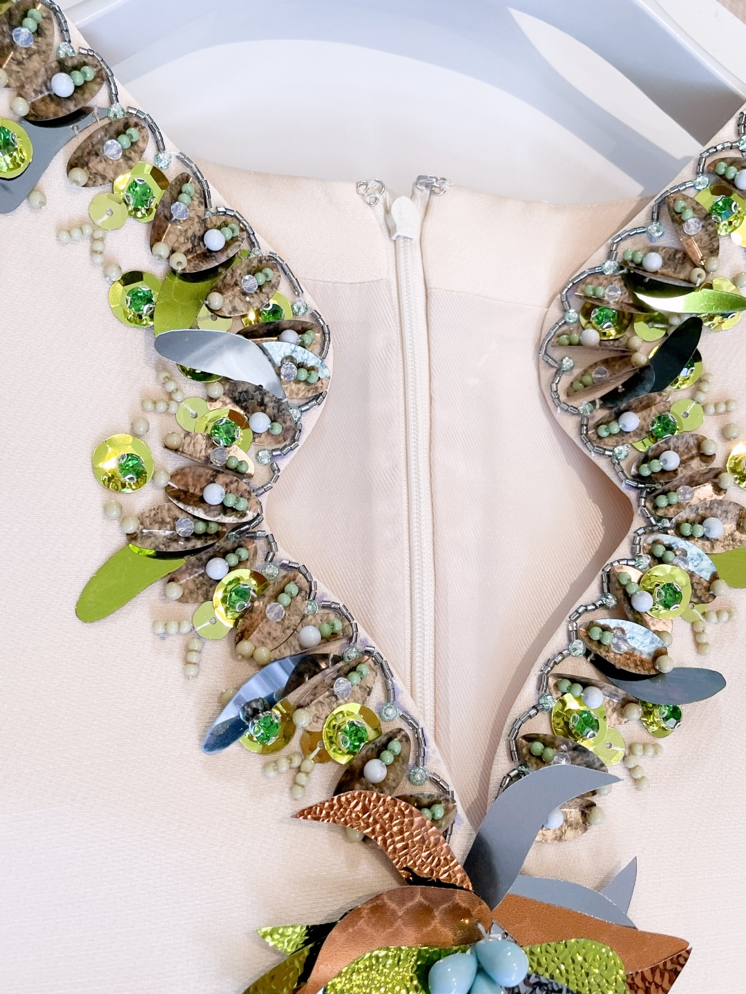 VALENTINO Женское платье из шелка и шерсти VALENTINO Женское платье из шелка и шерсти