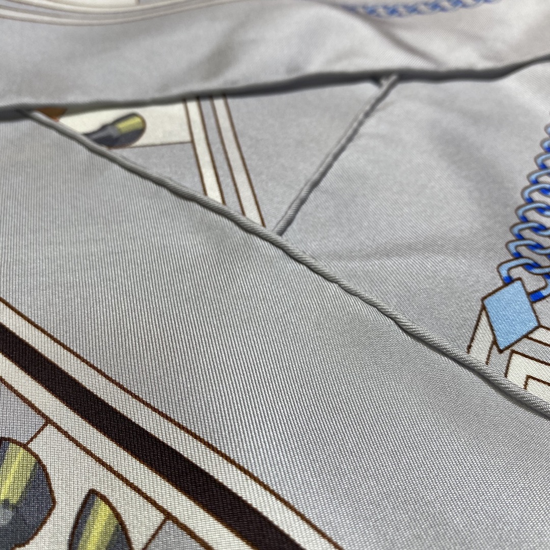 HERMES Платок из шёлка HERMES Платок из шёлка