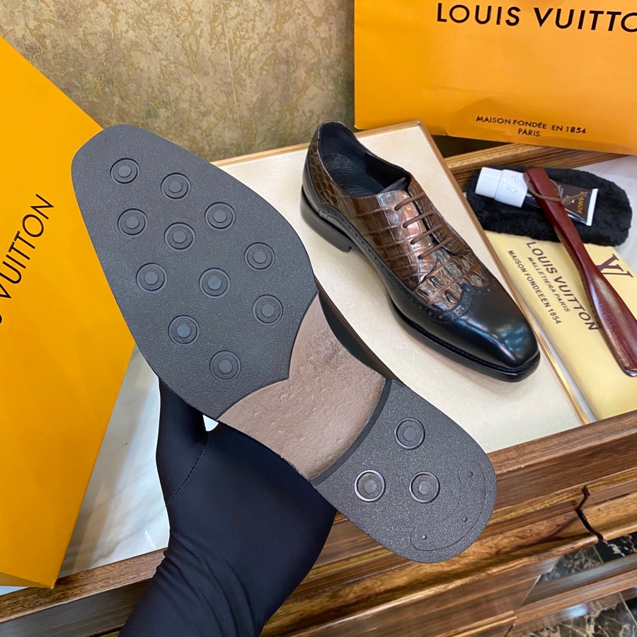 LOUIS VUITTON Мужские туфли из крокодила LOUIS VUITTON Мужские туфли из крокодила