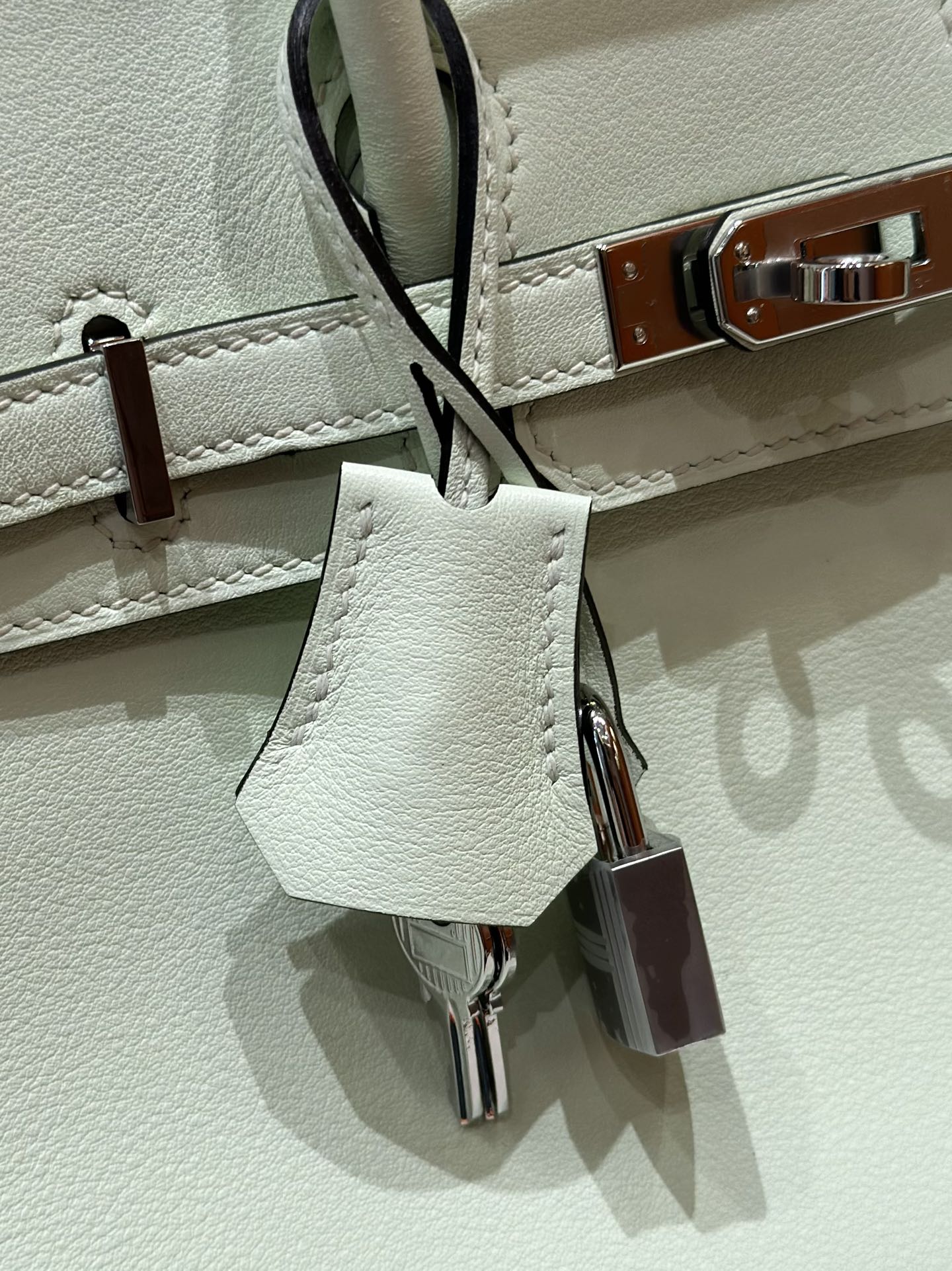 HERMES Женская сумка Birkin 25 см 0S Swift HERMES Женская сумка Birkin 25 см 0S Swift