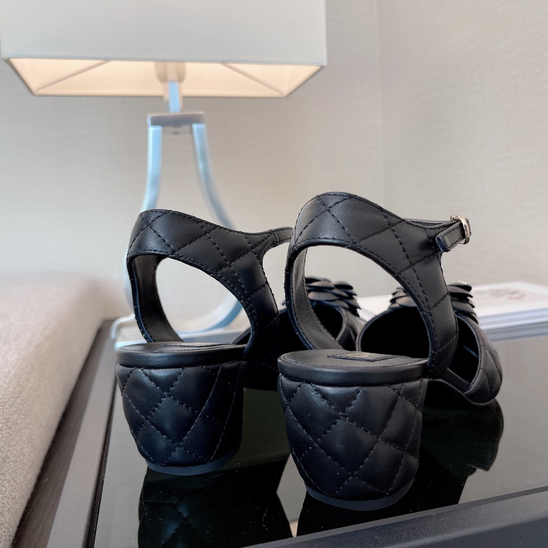 CHANEL Женские туфли из кожи ягненка CHANEL Женские туфли из кожи ягненка