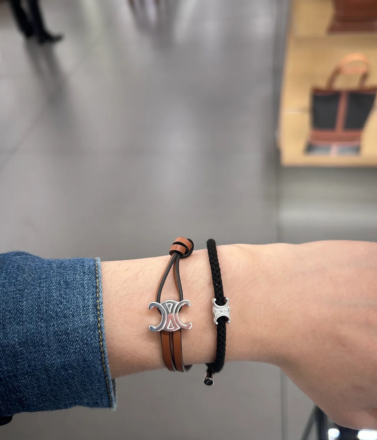 CELINE Женский плетёный браслет Triomphe CELINE Женский плетёный браслет Triomphe