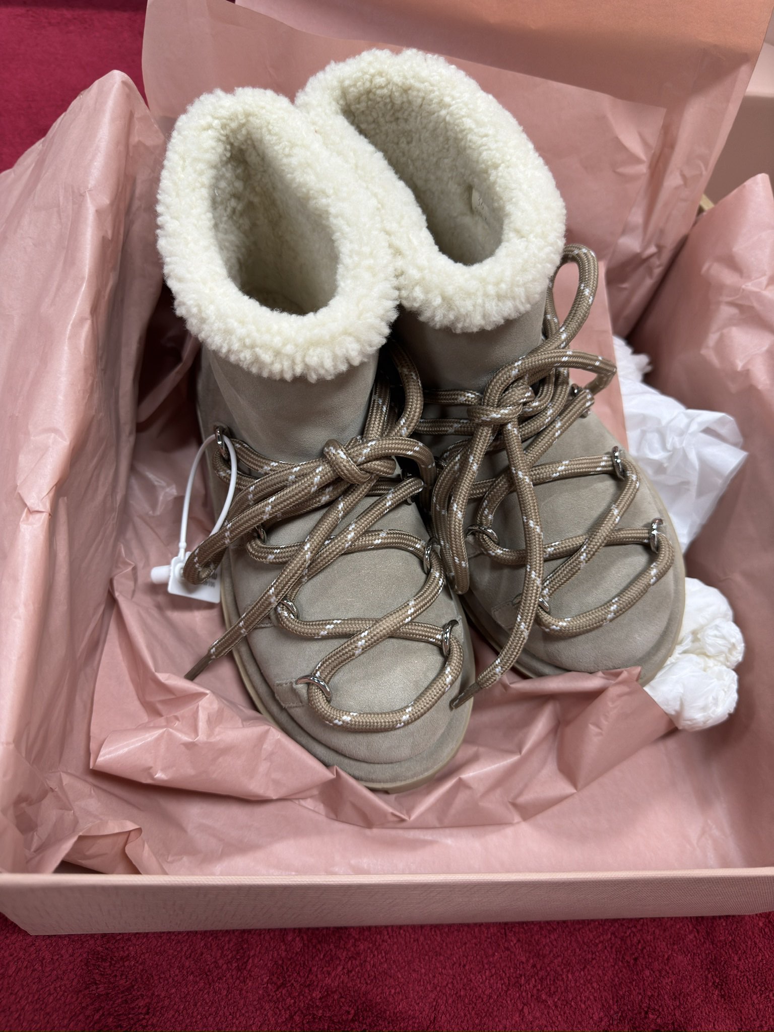 MIU MIU Женские угги MIU MIU Женские угги