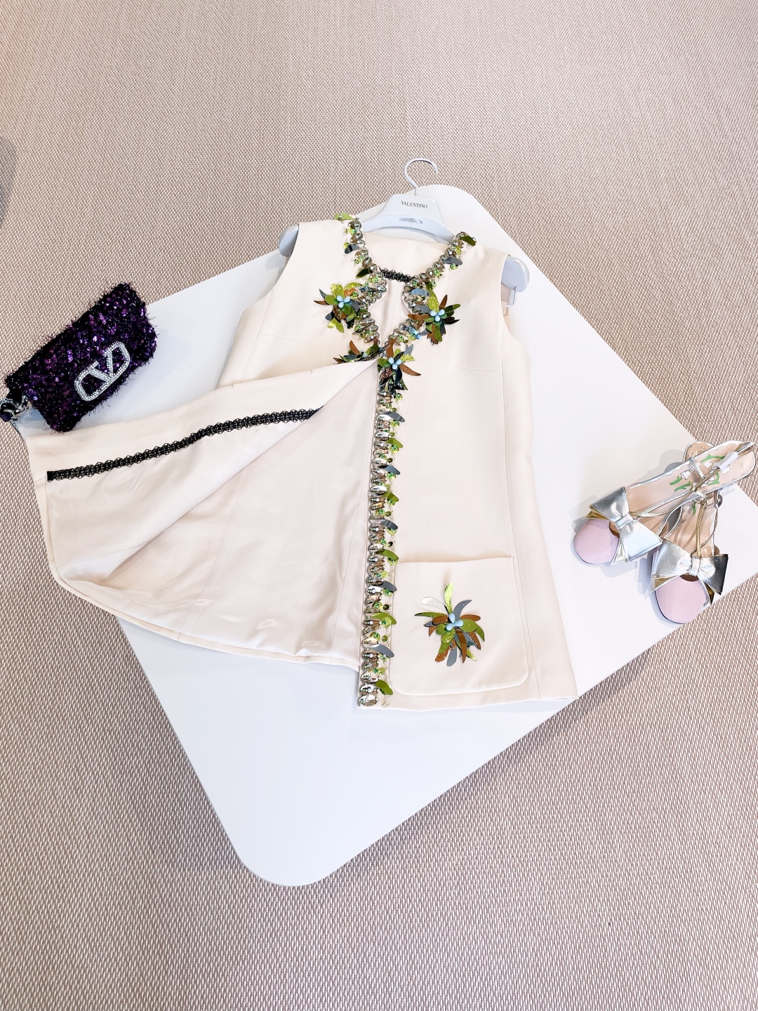 VALENTINO Женский жилет из шелка и шерсти VALENTINO Женский жилет из шелка и шерсти