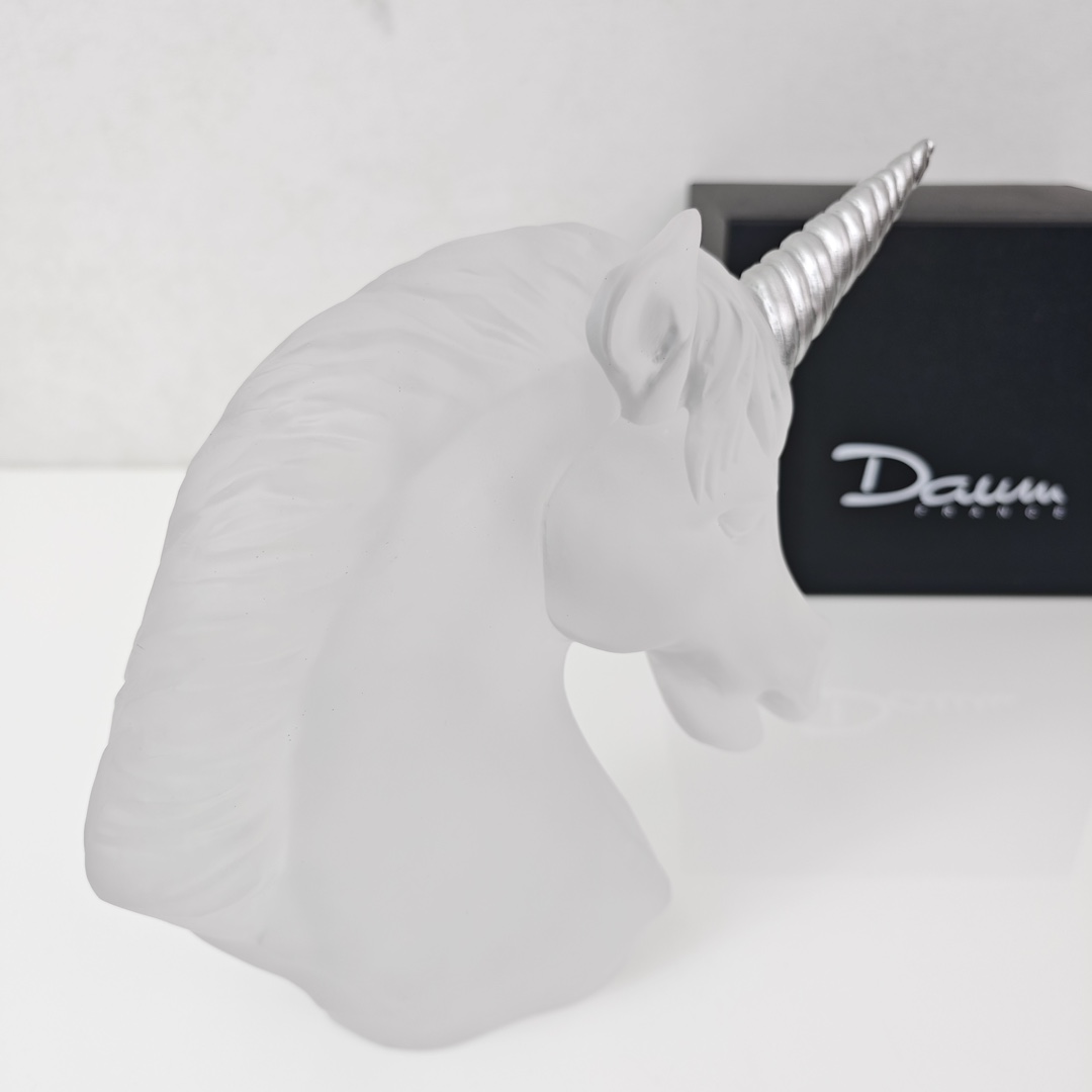 DAUM Хрустальный орнамент единорог DAUM Хрустальный орнамент единорог