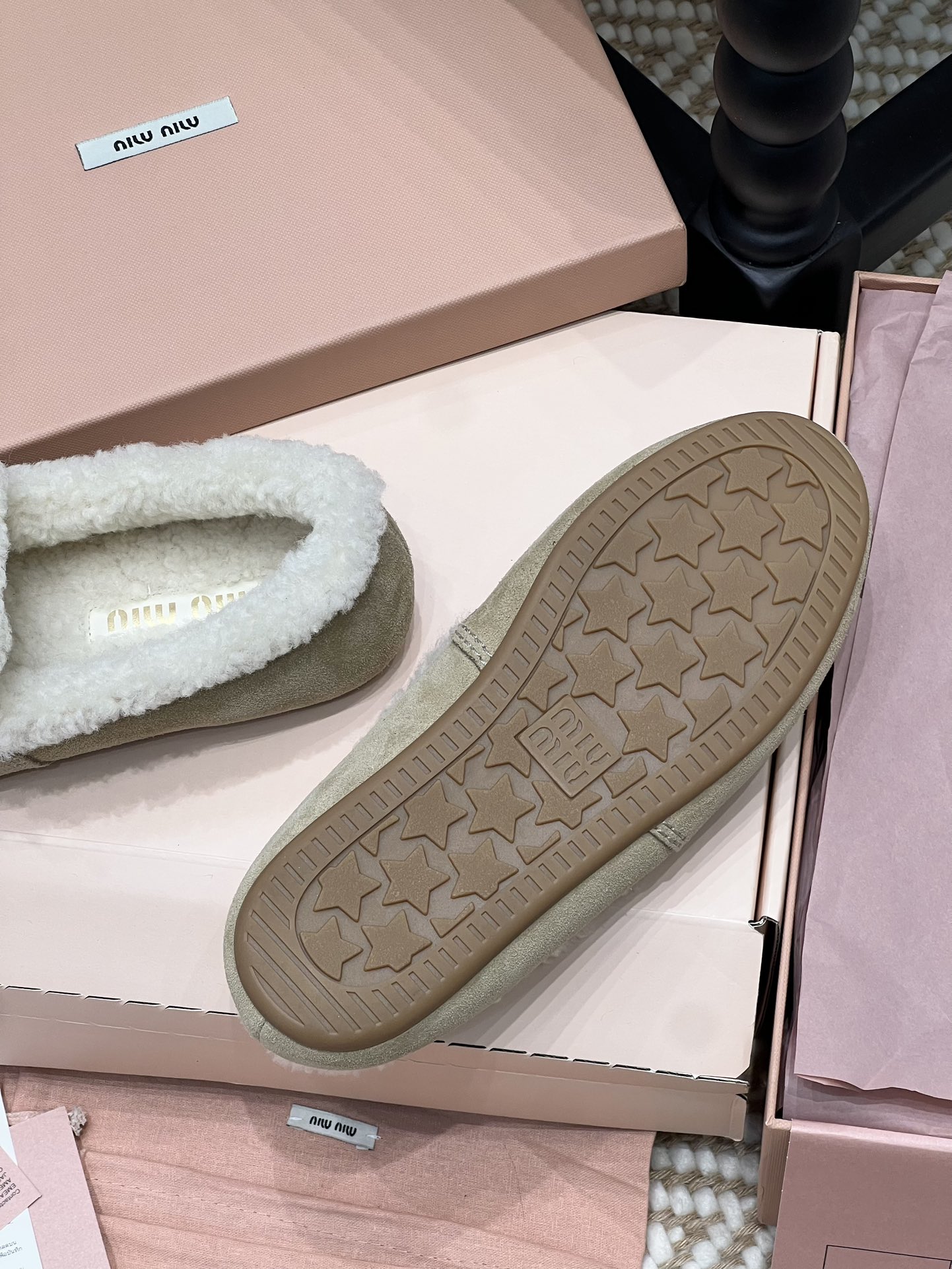 MIU MIU Женские мокасины замша из овчины MIU MIU Женские мокасины замша из овчины