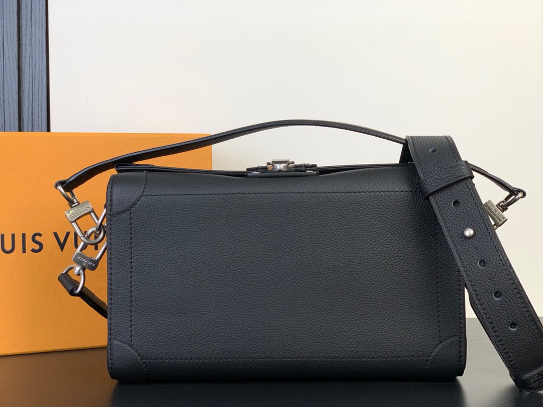 LOUIS VUITTON Мужская сумка M11615 Soul Trunk East West LOUIS VUITTON Мужская сумка M11615 Soul Trunk East West