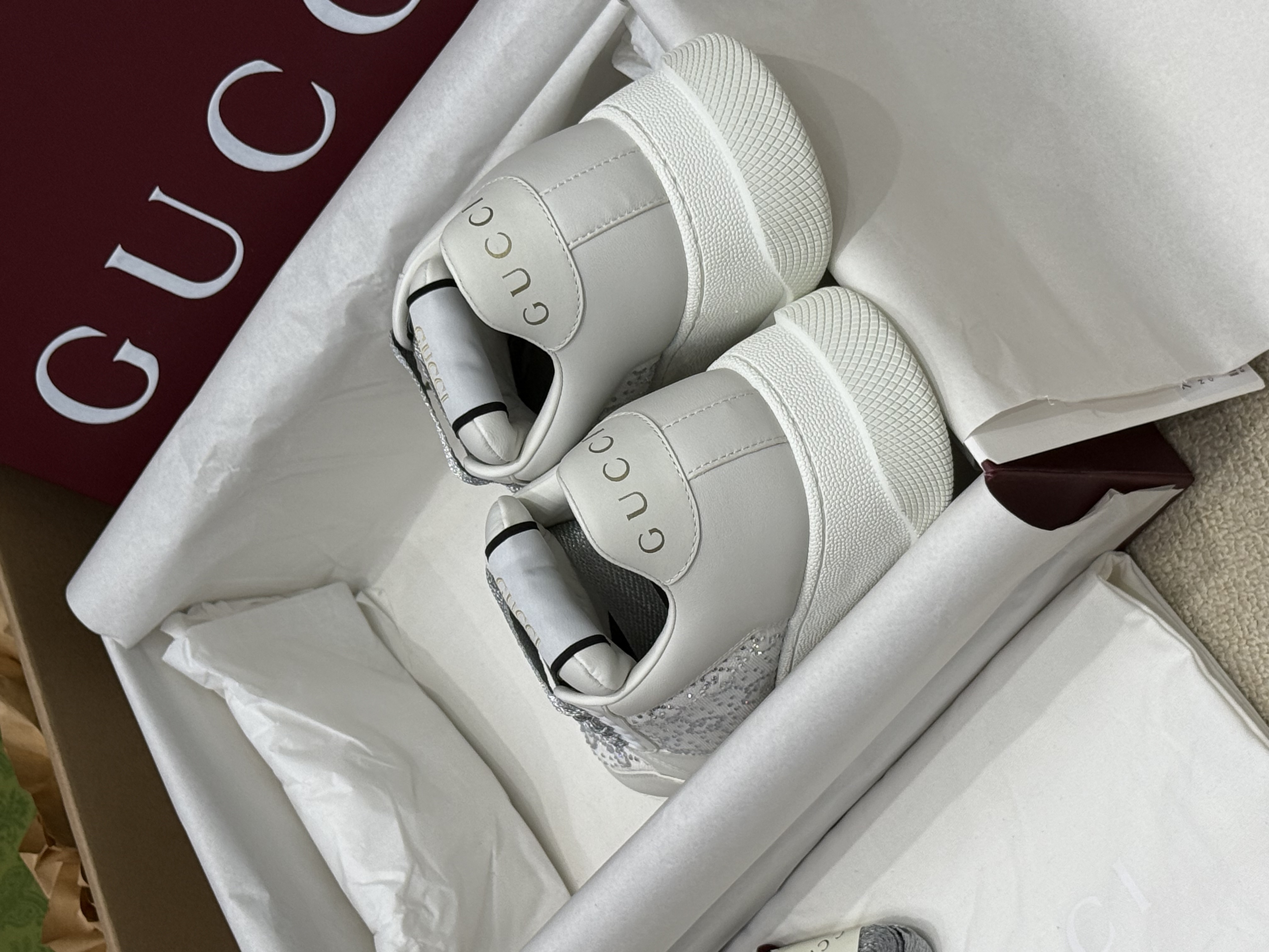 GUCCI Женские кроссовки Screener GUCCI Женские кроссовки Screener