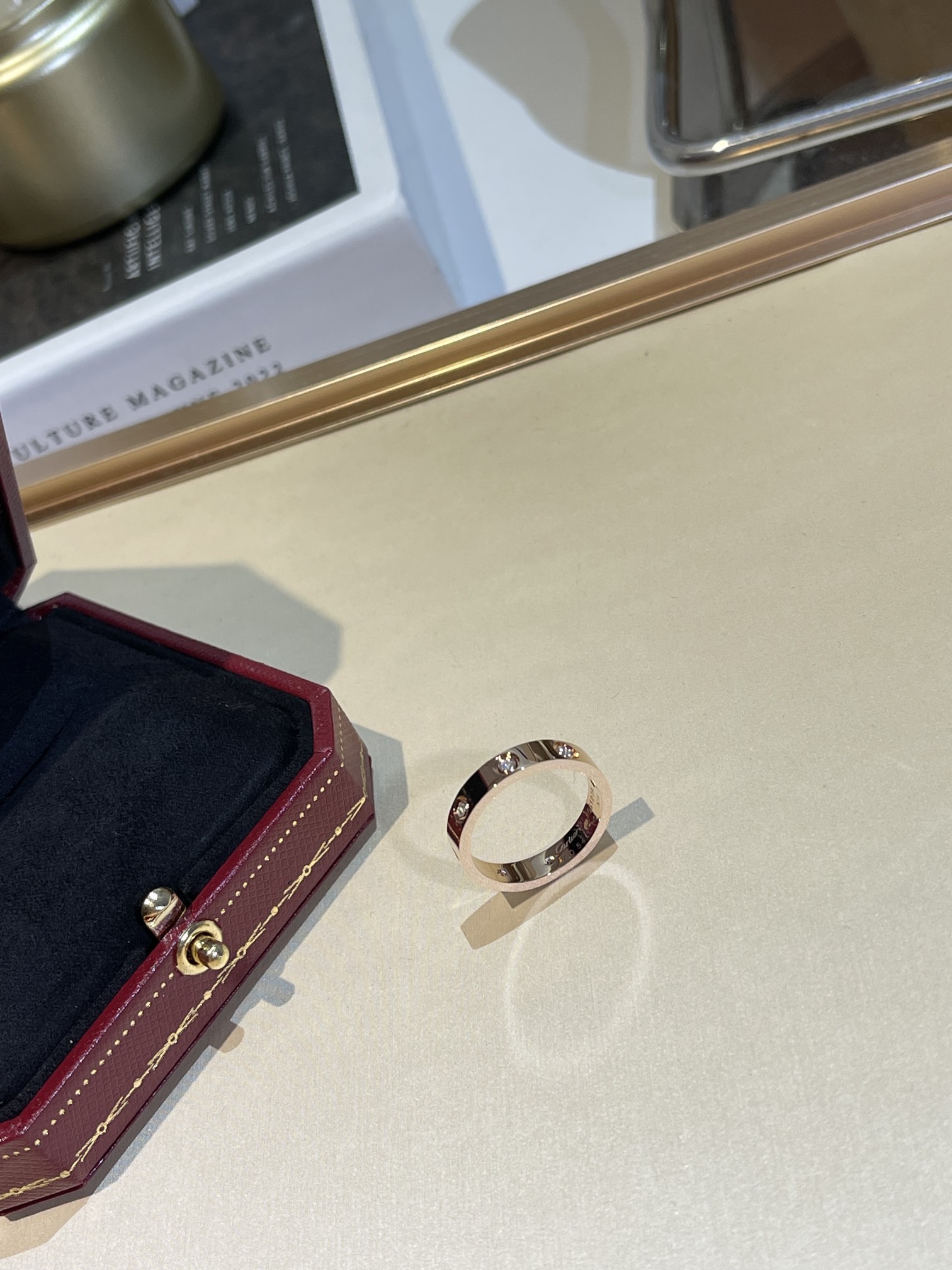 CARTIER Кольцо Love розовое золото и бриллианты CARTIER Кольцо Love розовое золото и бриллианты