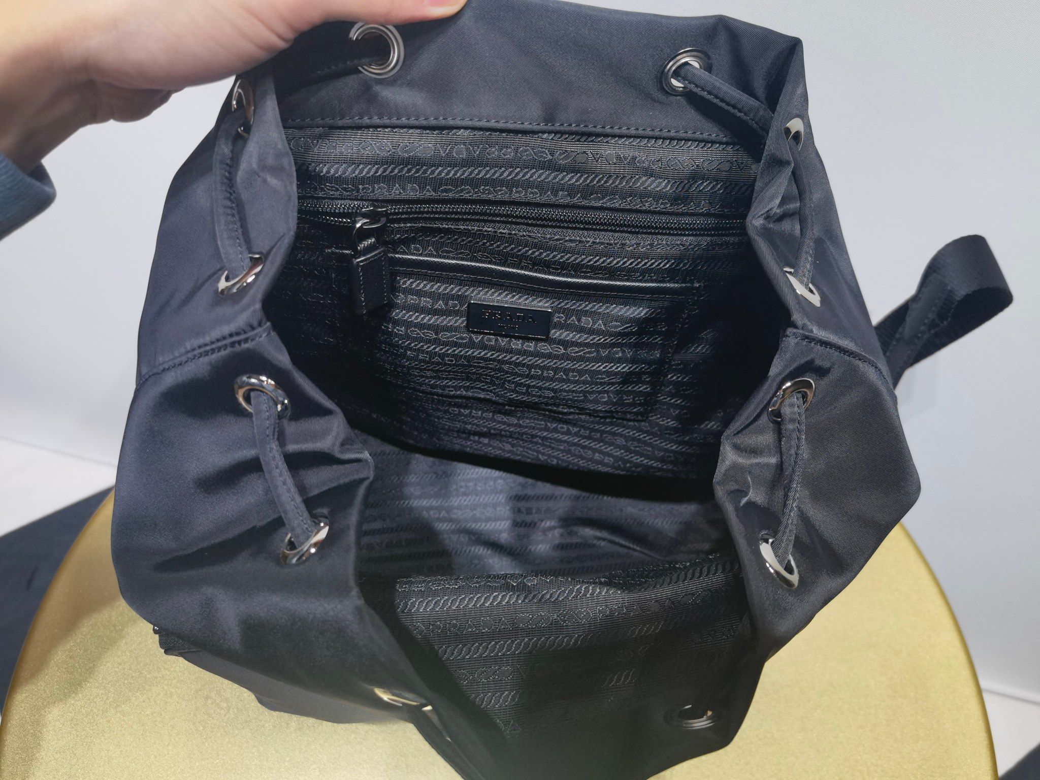 PRADA Женский рюкзак 1BZ005 PRADA Женский рюкзак 1BZ005