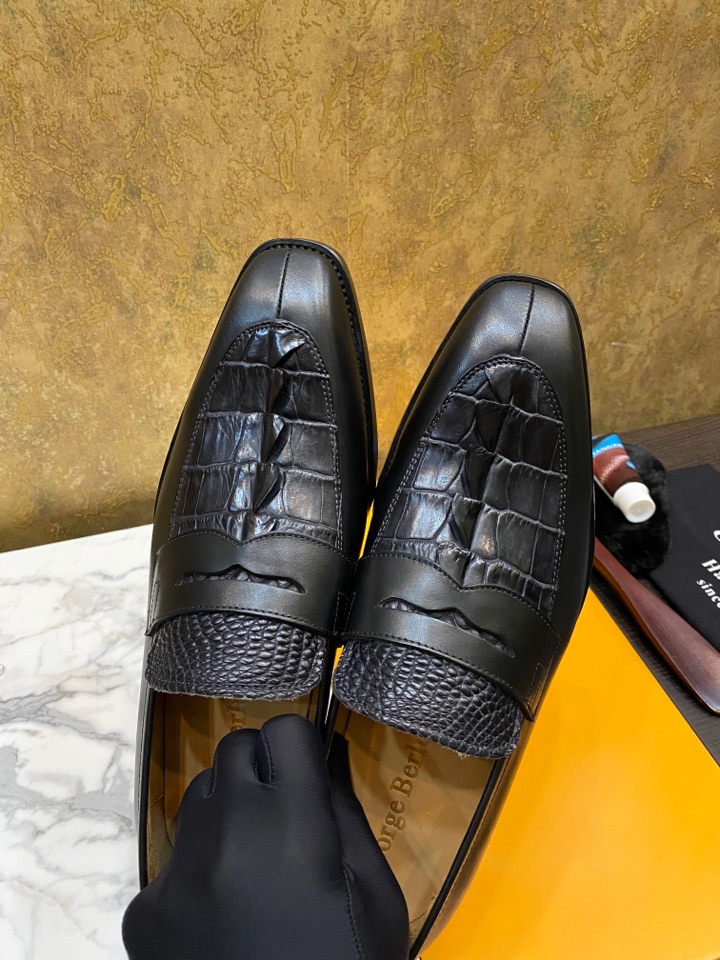 BERLUTI Мужские лоферы из кожи сиамского крокодила BERLUTI Мужские лоферы из кожи сиамского крокодила