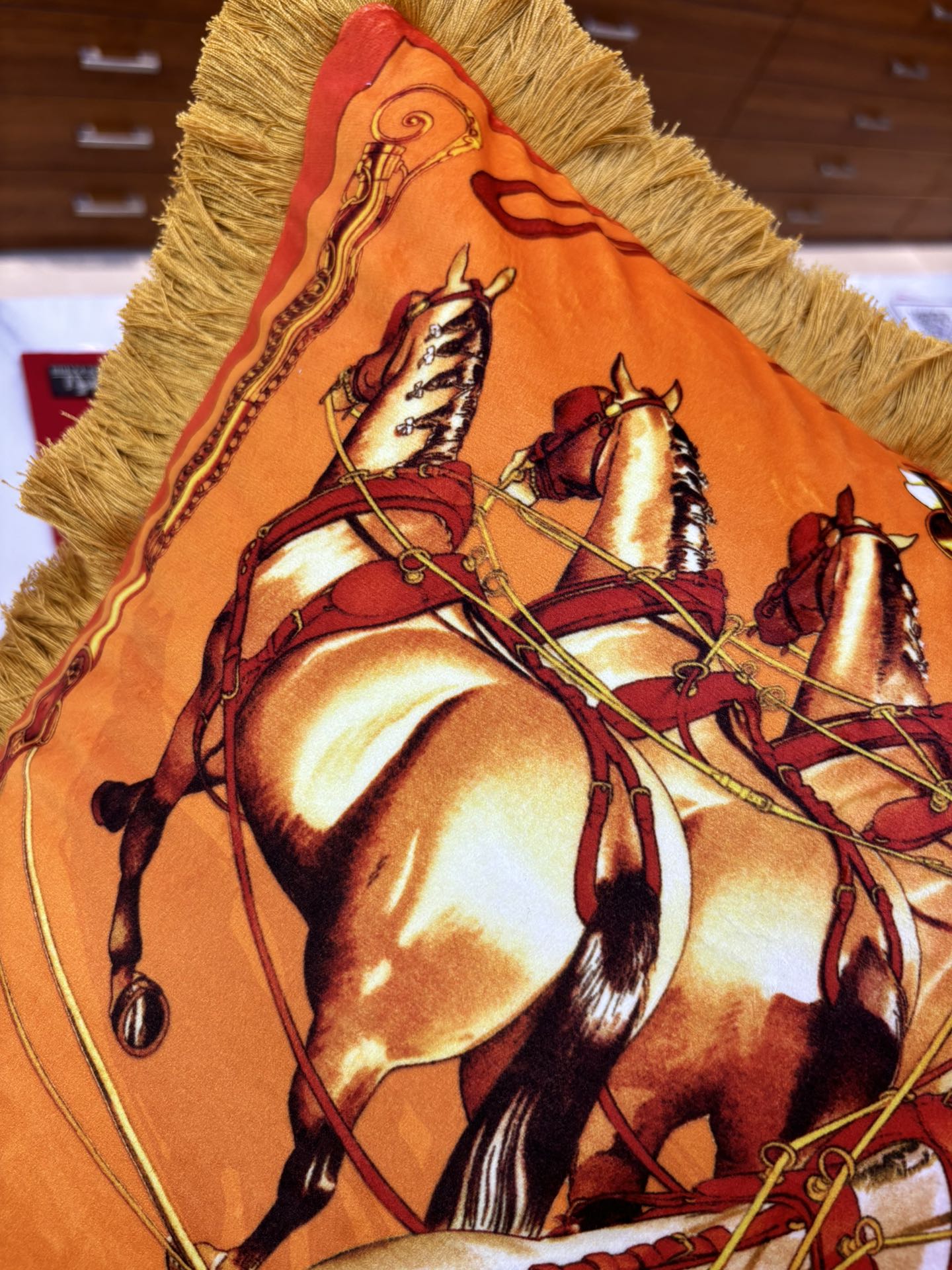 HERMES Подушка из бархата HERMES Подушка из бархата