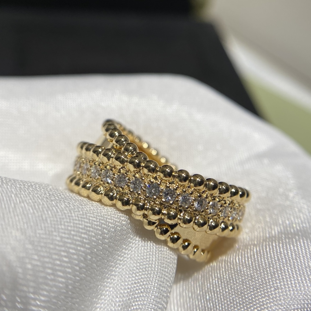 Van Cleef & Arpels Женское кольцо Perlée diamonds duo Van Cleef & Arpels Женское кольцо Perlée diamonds duo