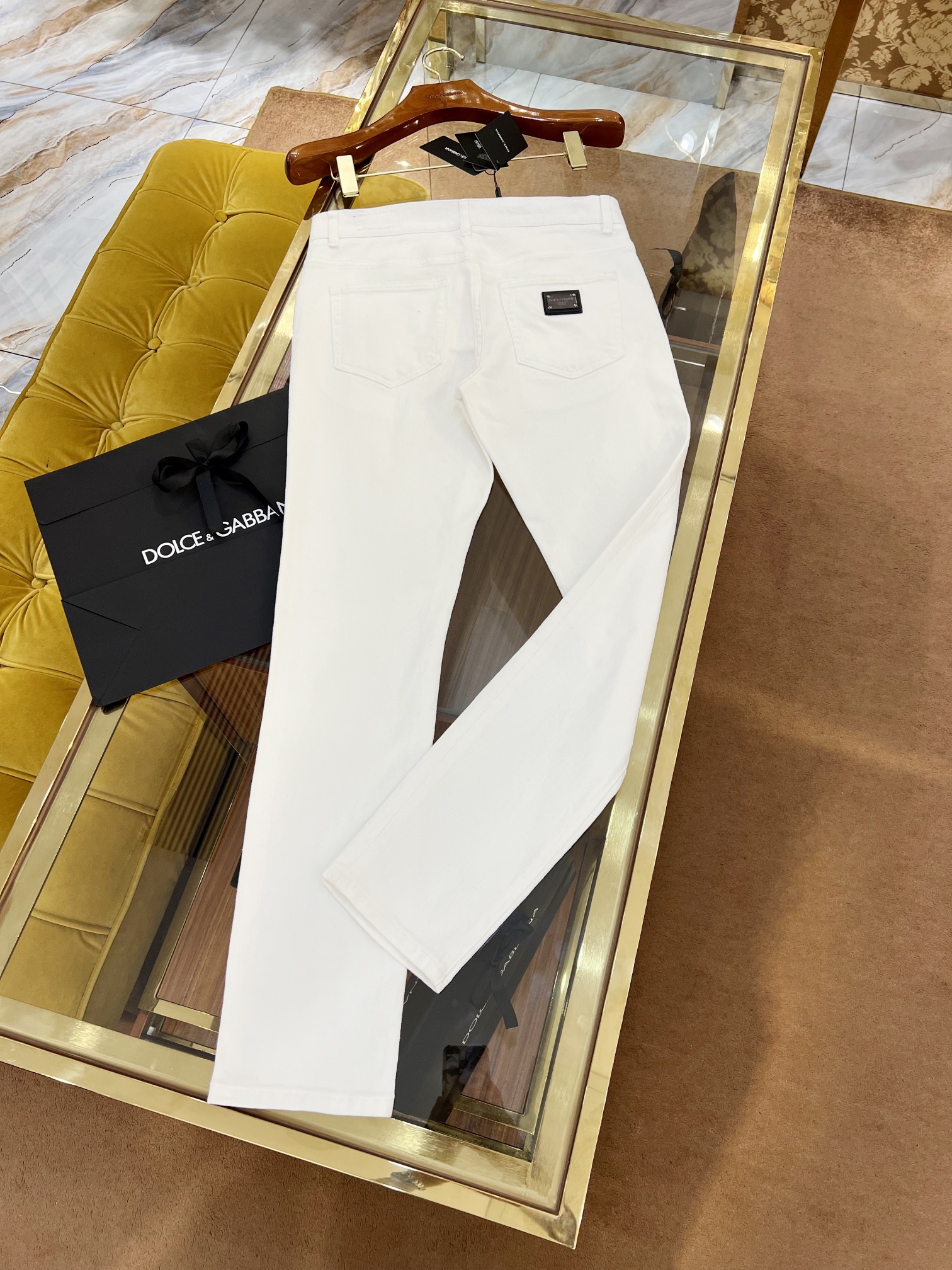 DOLCE & GABBANA Мужские белые брюки из денима DOLCE & GABBANA Мужские белые брюки из денима