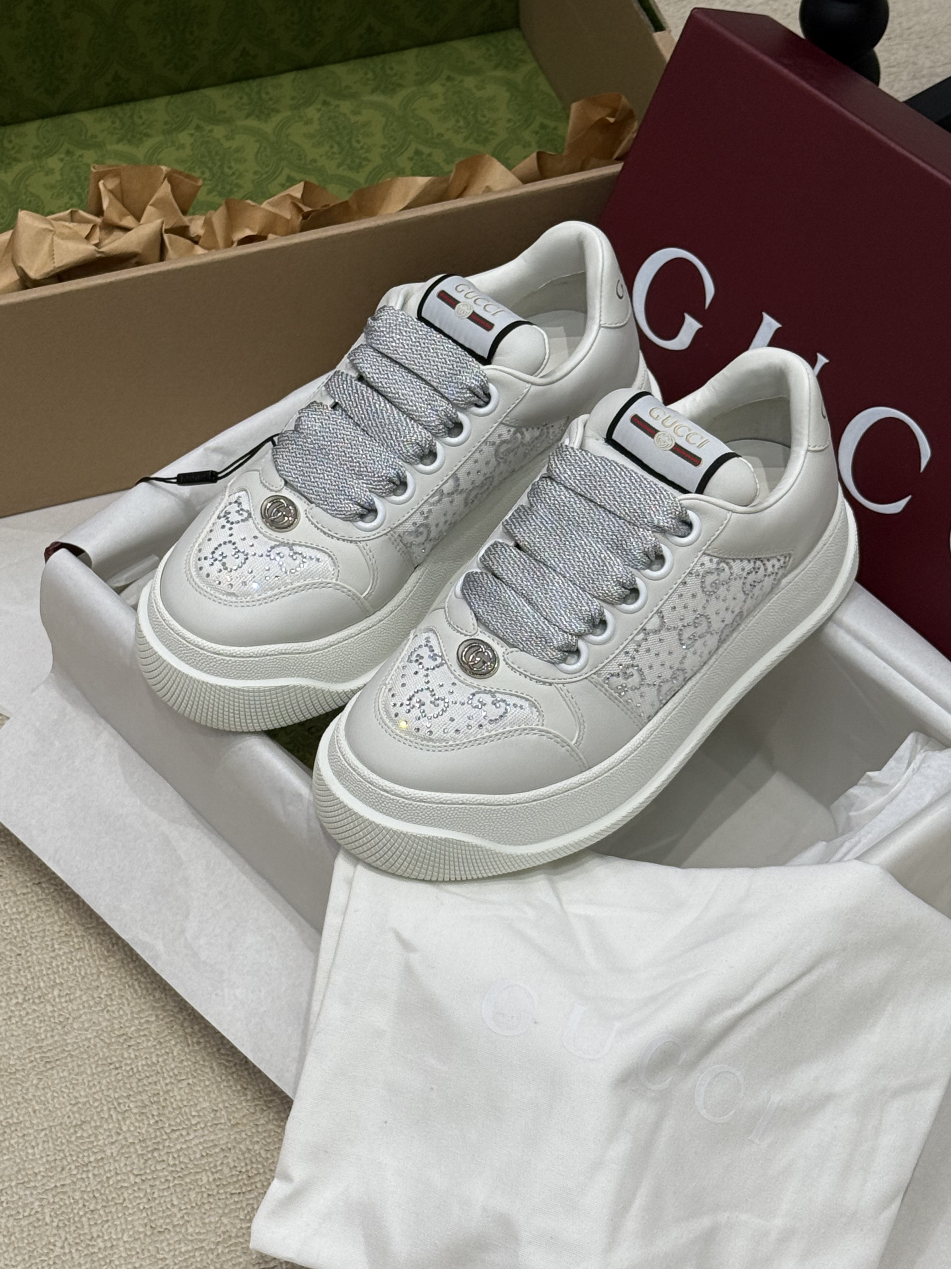 GUCCI Женские кроссовки Screener GUCCI Женские кроссовки Screener