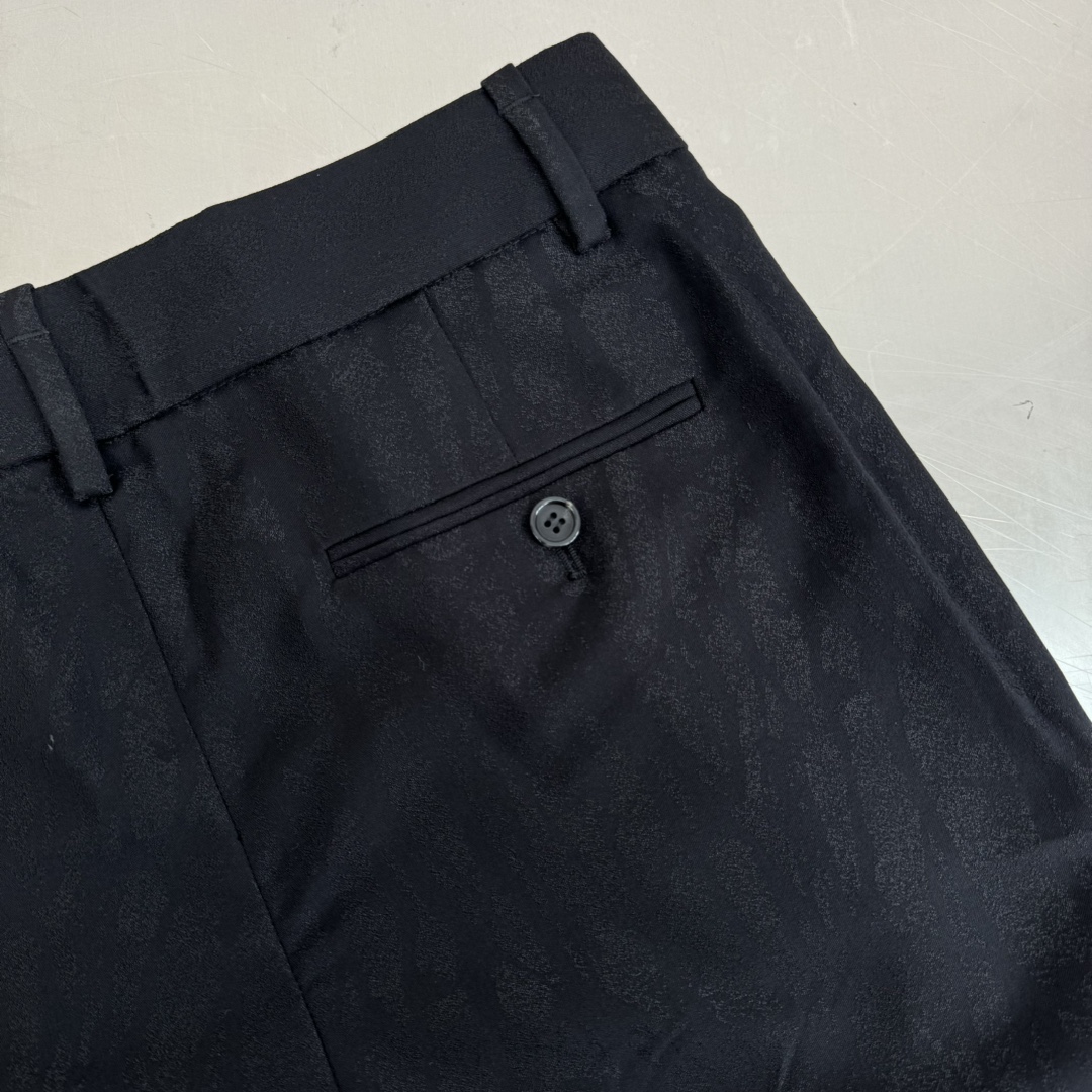 SAINT LAURENT Мужские брюки SAINT LAURENT Мужские брюки