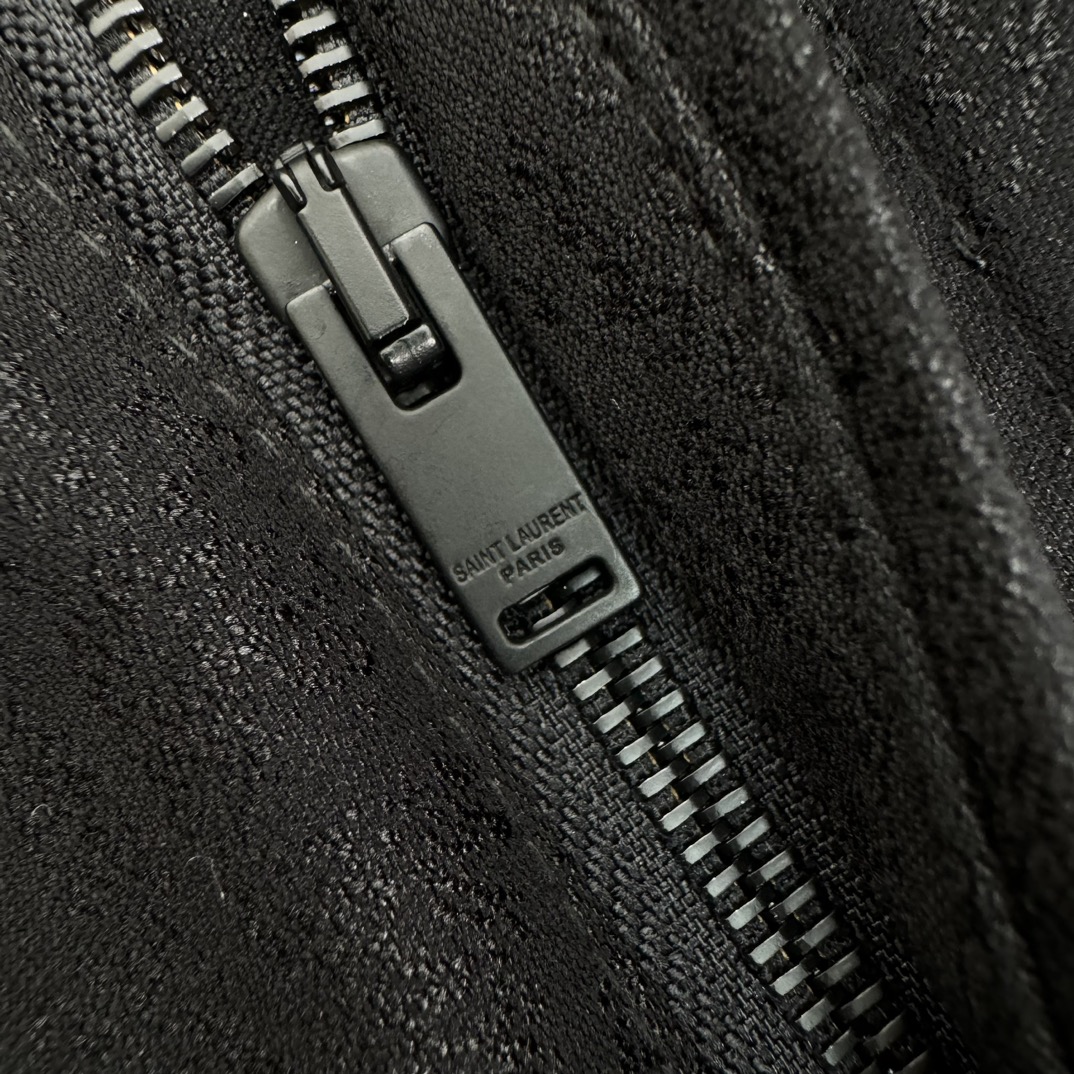 SAINT LAURENT Мужские брюки SAINT LAURENT Мужские брюки