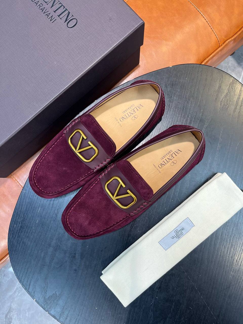 VALENTINO Мужские замшевые мокасины VALENTINO Мужские замшевые мокасины